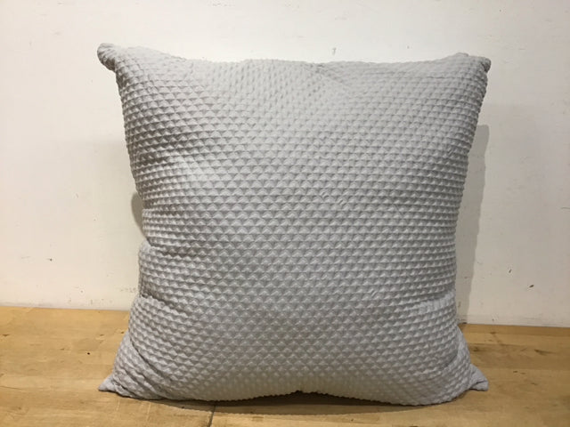DKNY Diamond Print Decorative Throw Pillow Cover - Soft Luxury Cushion for Sofa, Bed & Home Decor (18x18 Inches) - Perfect for Living Room, Bedroom & Office Styling