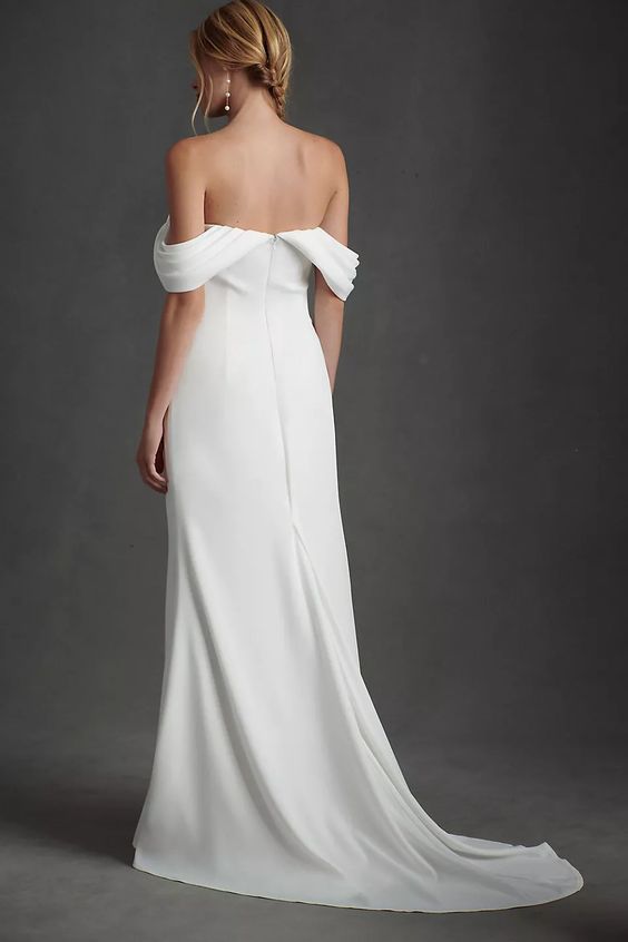 Tadashi Shoji Amy Gown - Elegant Women's Formal Evening Dress for Prom, Wedding & Special Occasions