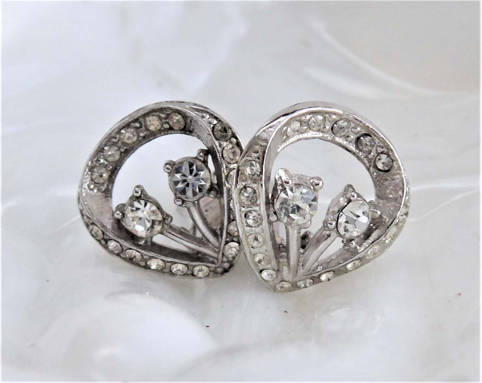 Vintage 1950s Retro Rhinestone Semi-Heart Clip-On Earrings - Mid Century Jewelry for Women, Perfect for Parties, Weddings & Special Occasions