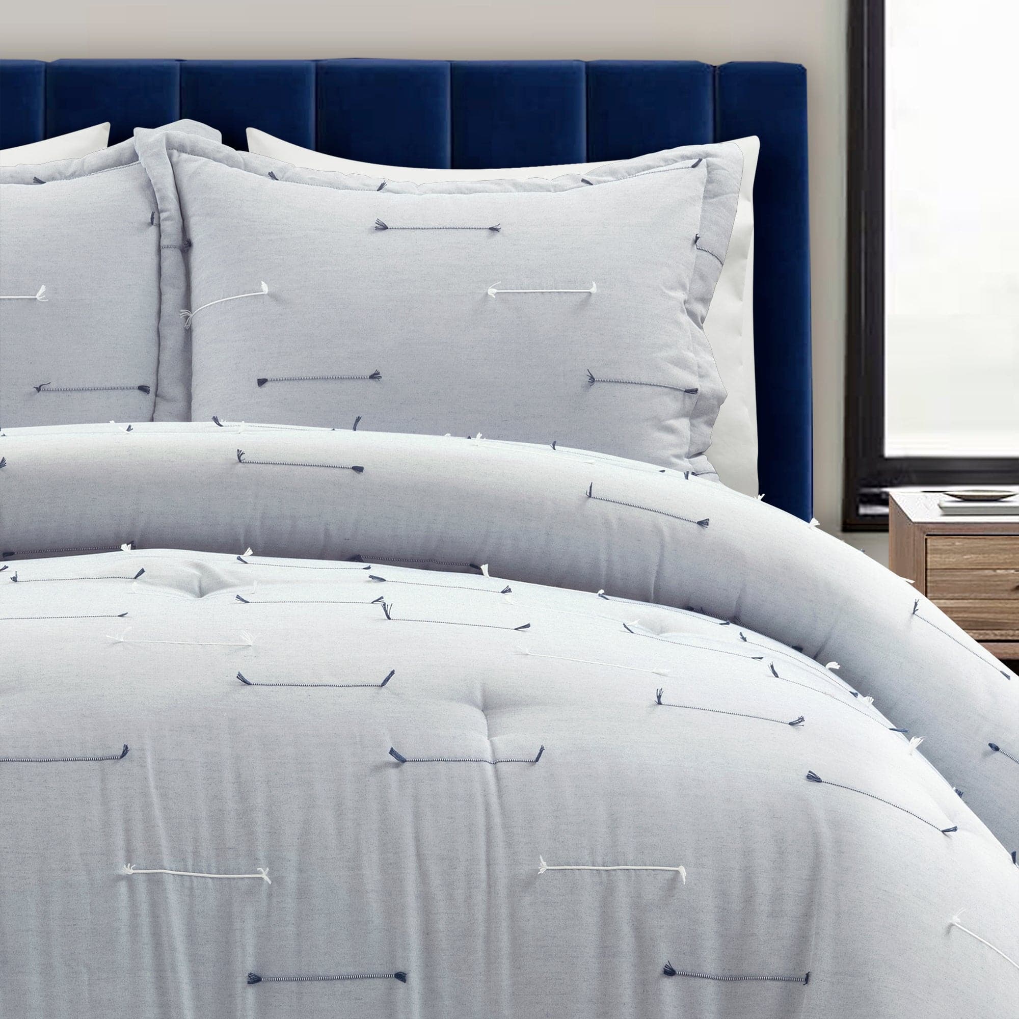 Boho Stripe Jacquard 3-Piece Comforter Set - Queen Size Bedding with Matching Pillow Shams - Perfect for Bohemian Bedroom Decor & Guest Room Styling