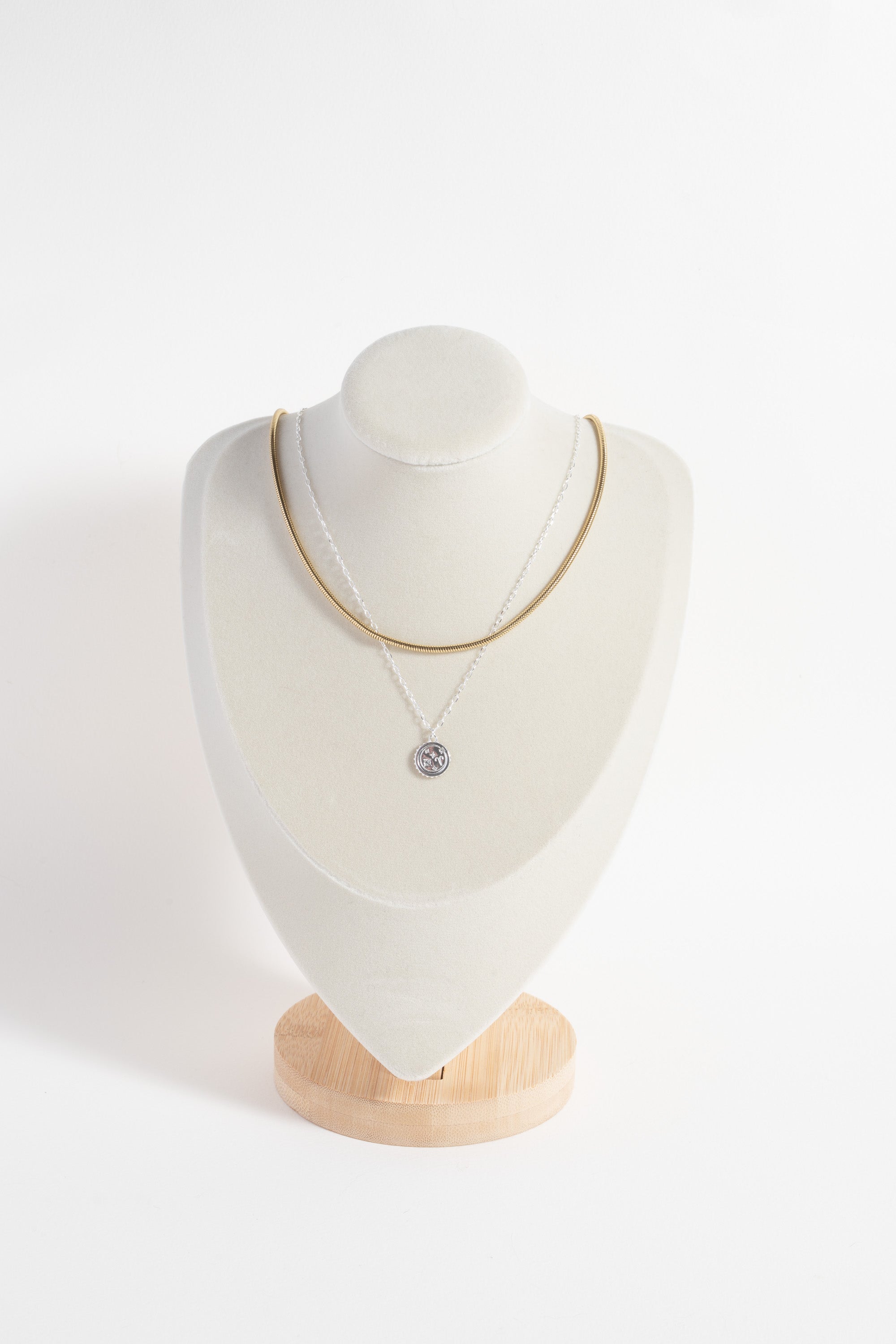 Aries Zodiac Necklace for Women - Sterling Silver Zodiac Sign Jewelry - Perfect Gift for Birthday, Valentine's Day & Special Occasions