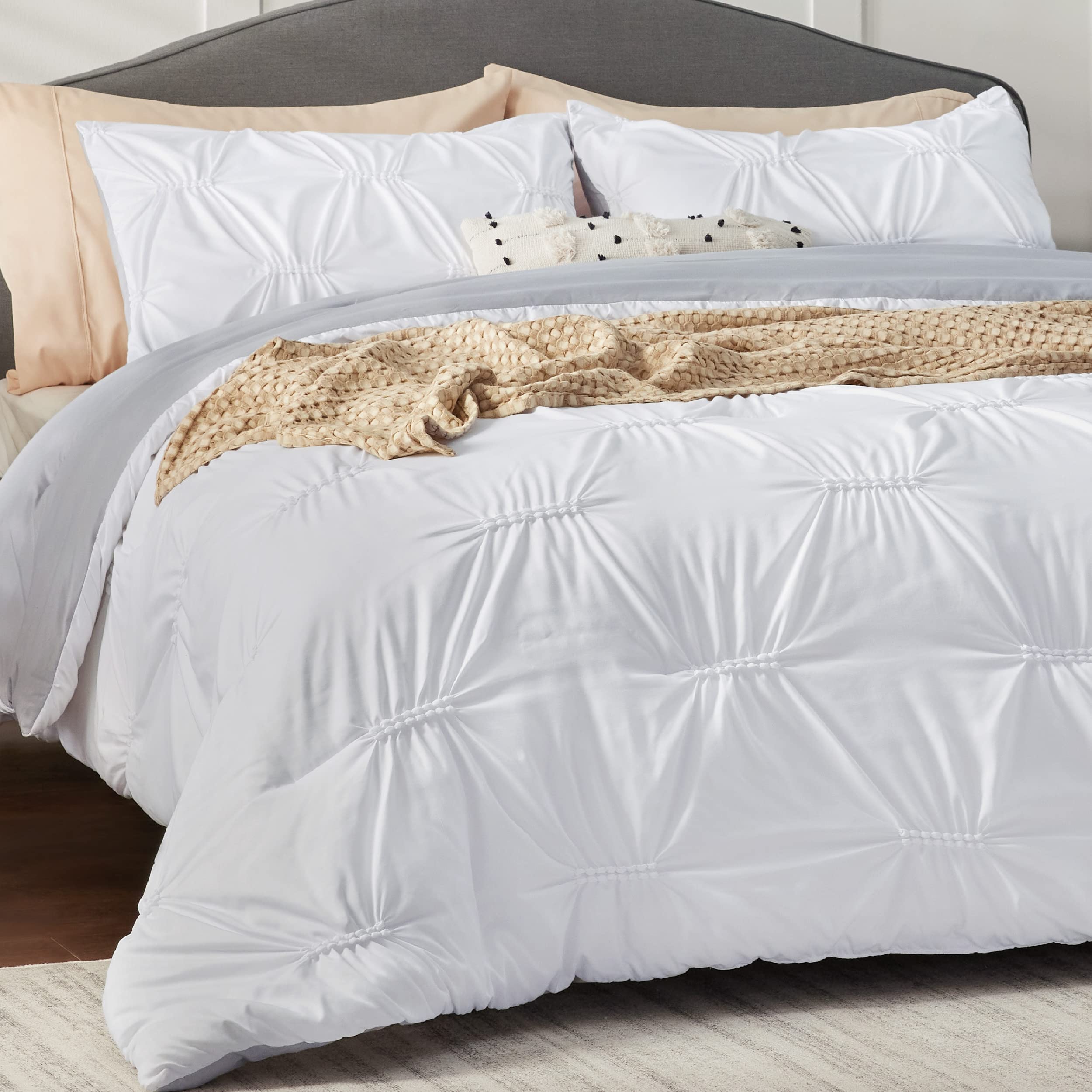 Bedsure Queen Comforter Set - 3D Floral Bedding, Lightweight & Soft for Cozy Sleep