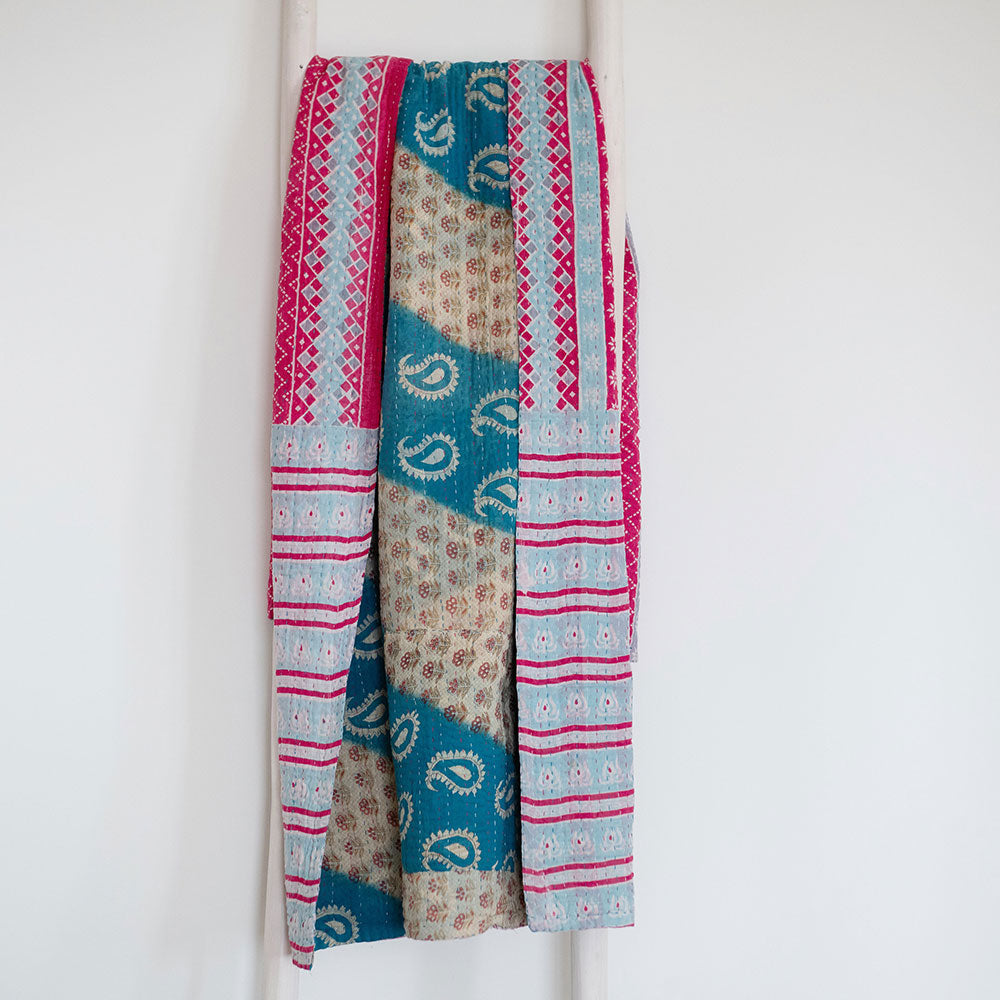 Unique Handmade Kantha Quilt KT7117 - Traditional Indian Patchwork Bedspread for Cozy Home Decor & Bohemian Style Bedding