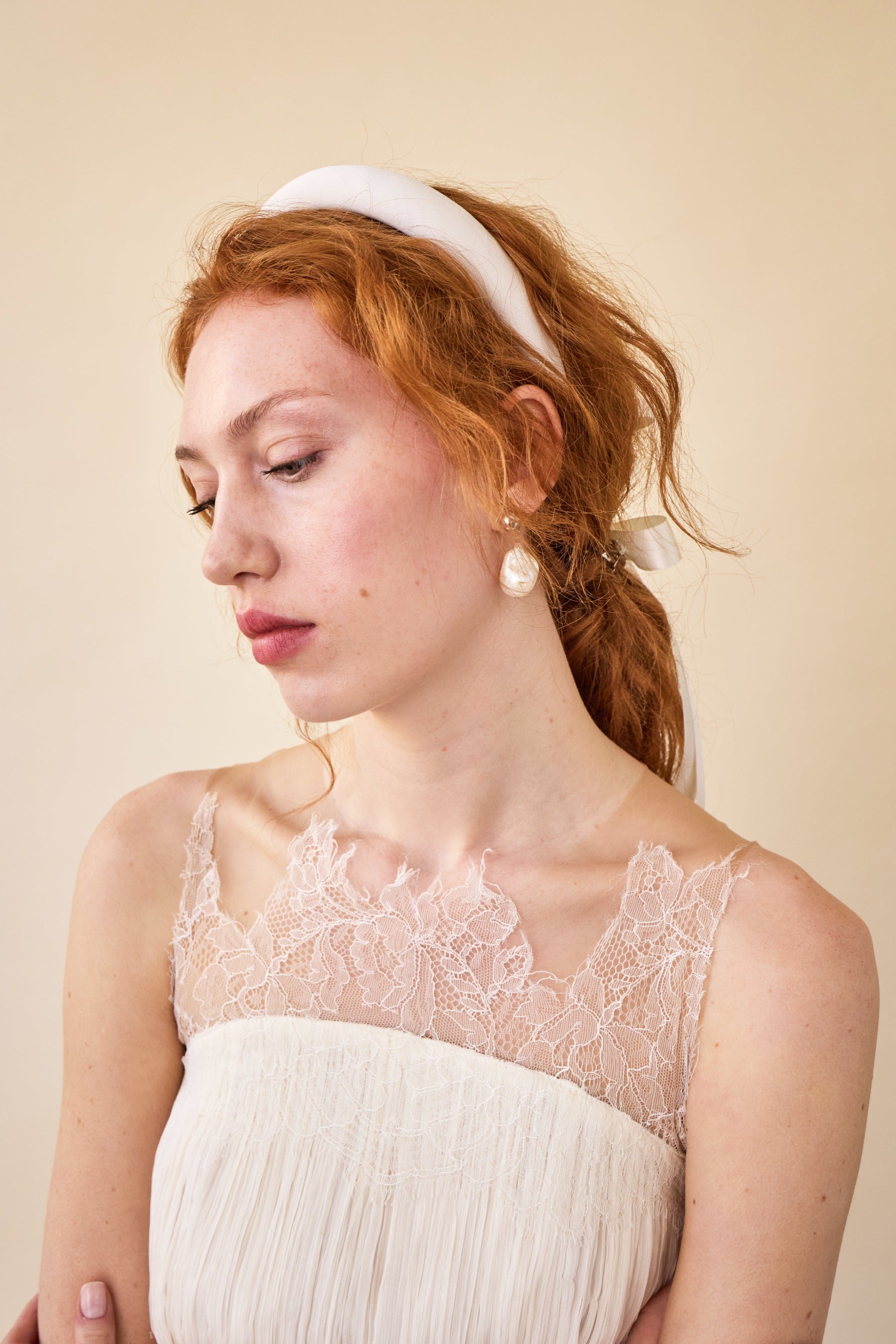 Robyn Headband - Stylish & Comfortable Hair Accessory for Women | Perfect for Workouts, Yoga, and Everyday Wear