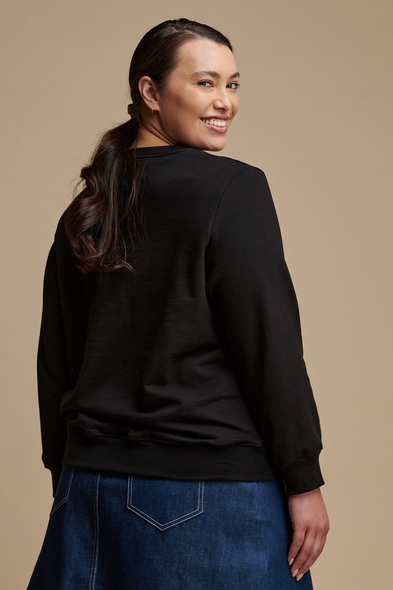 Women's Black Sweatshirt - Soft & Comfortable Pullover Hoodie for Casual Wear, Lounge & Outdoor Activities