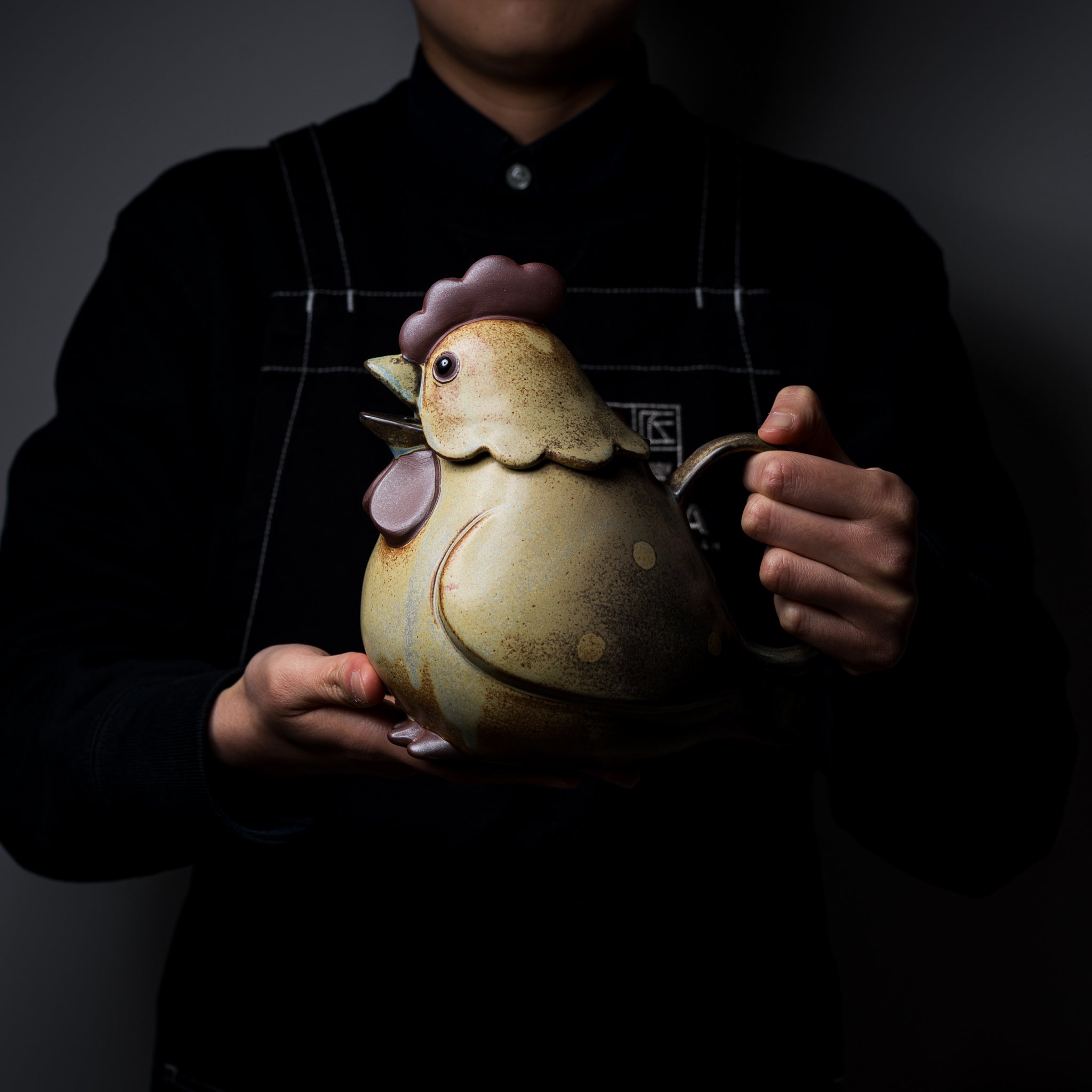 Seto Ware KASHIWA Japanese Animal Teapot - Rooster Design, Ceramic Tea Pot with Strainer, Traditional Japanese Tea Ceremony Gift for Tea Lovers (Perfect for Home Decor, Afternoon Tea, and Special Occasions)