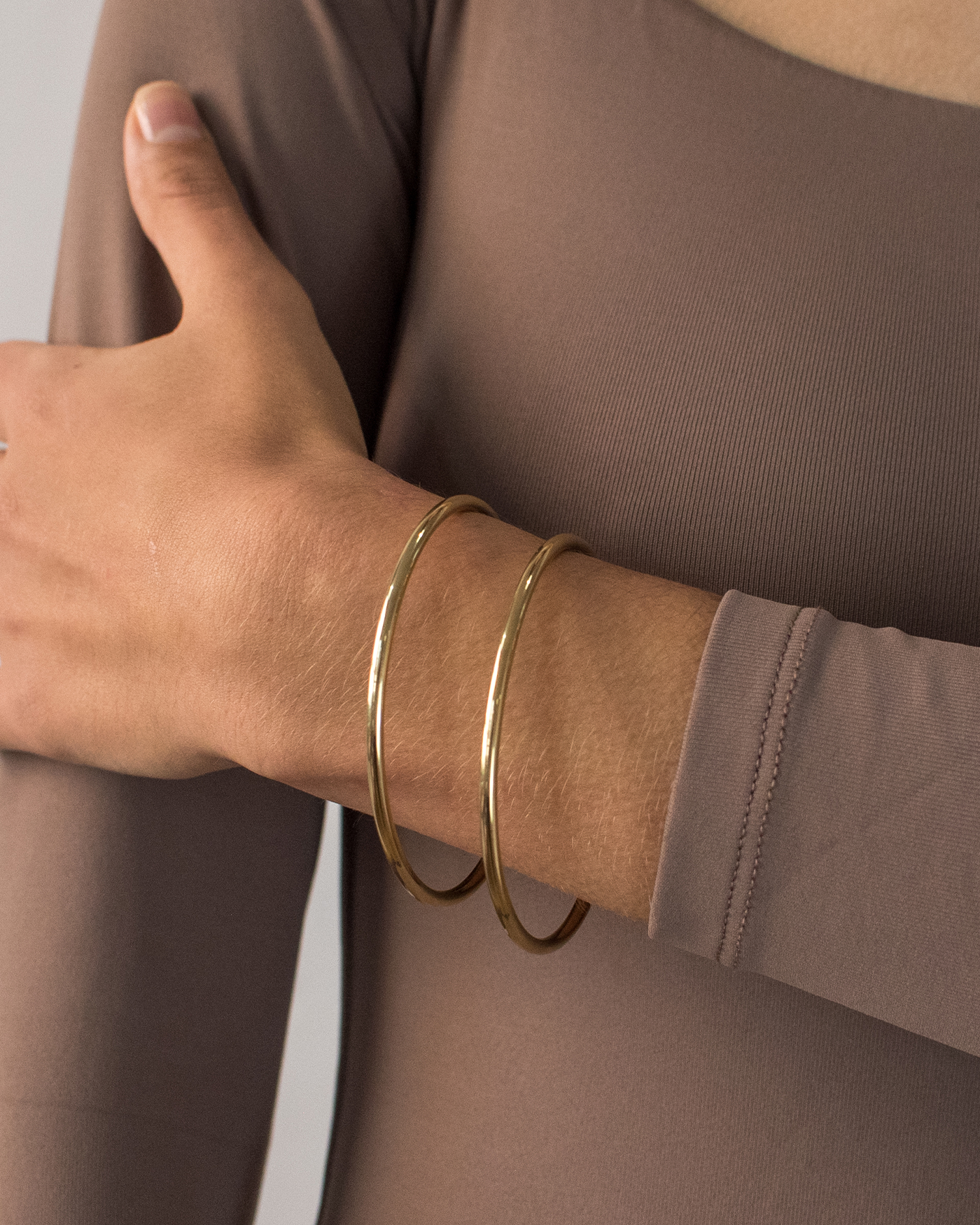 Dane Gold Bangle Set - Elegant Stackable Bracelets for Women, Perfect for Parties, Weddings & Everyday Wear