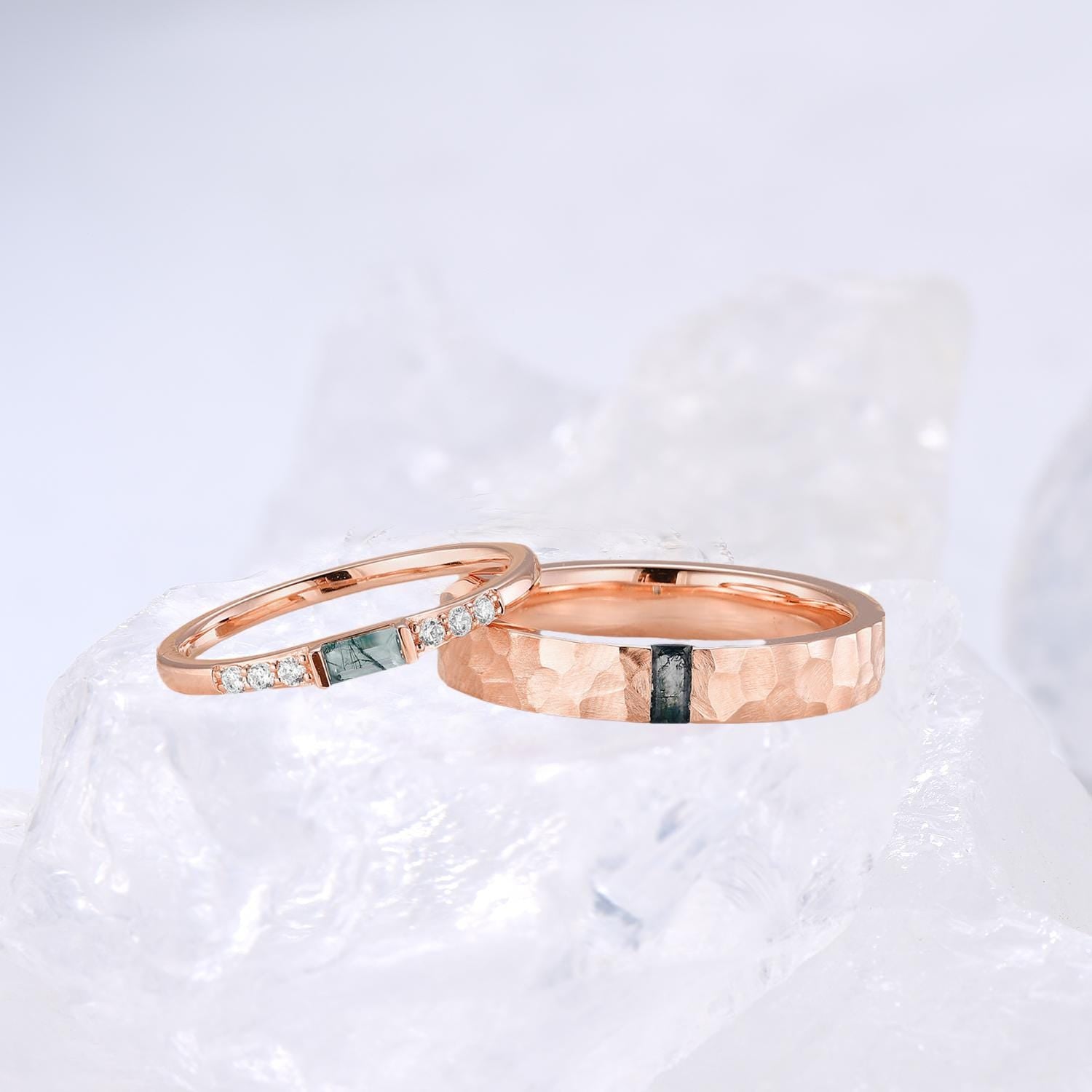 Rose Gold Couples Moss Agate Ring Set - Baguette Green Agate Engagement Rings for Men & Women, His & Hers Wedding Bands, Hammered Finish for Rustic Elegance | Perfect for Anniversaries, Proposals, and Matching Couple Jewelry