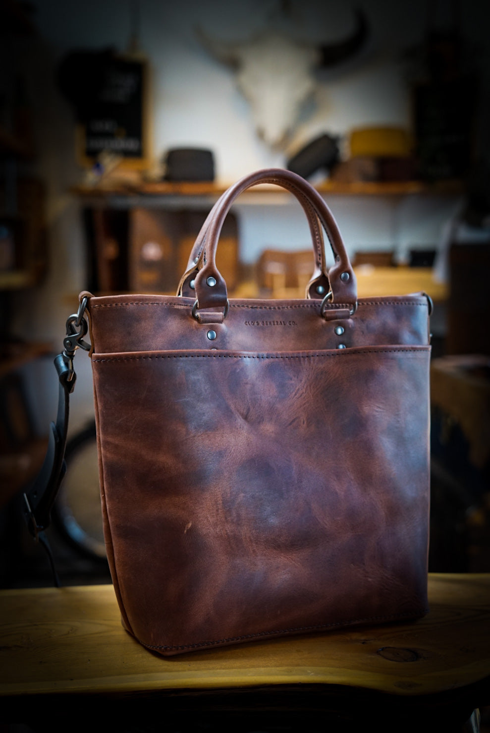 Stylish Brown Leather Handbag for Women - Durable & Fashionable Crossbody Purse - Perfect for Work, Travel & Everyday Use