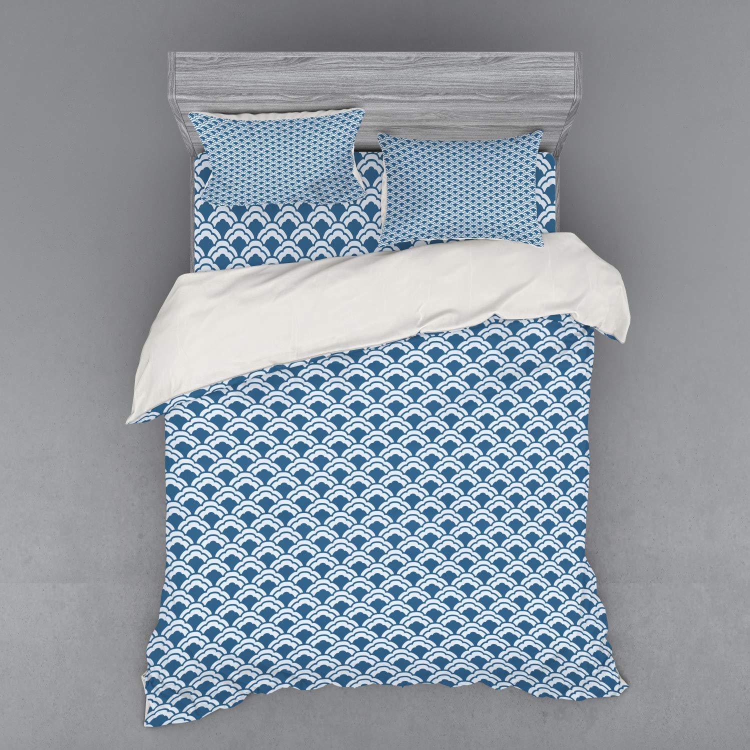 Ambesonne Blue and White Abstract Chinese Pattern 4-Piece Queen Bedding Set - Duvet Cover, Shams, Fitted Sheet - Traditional Tile Symmetrical Design for Modern Bedrooms, Guest Rooms & Home Decor