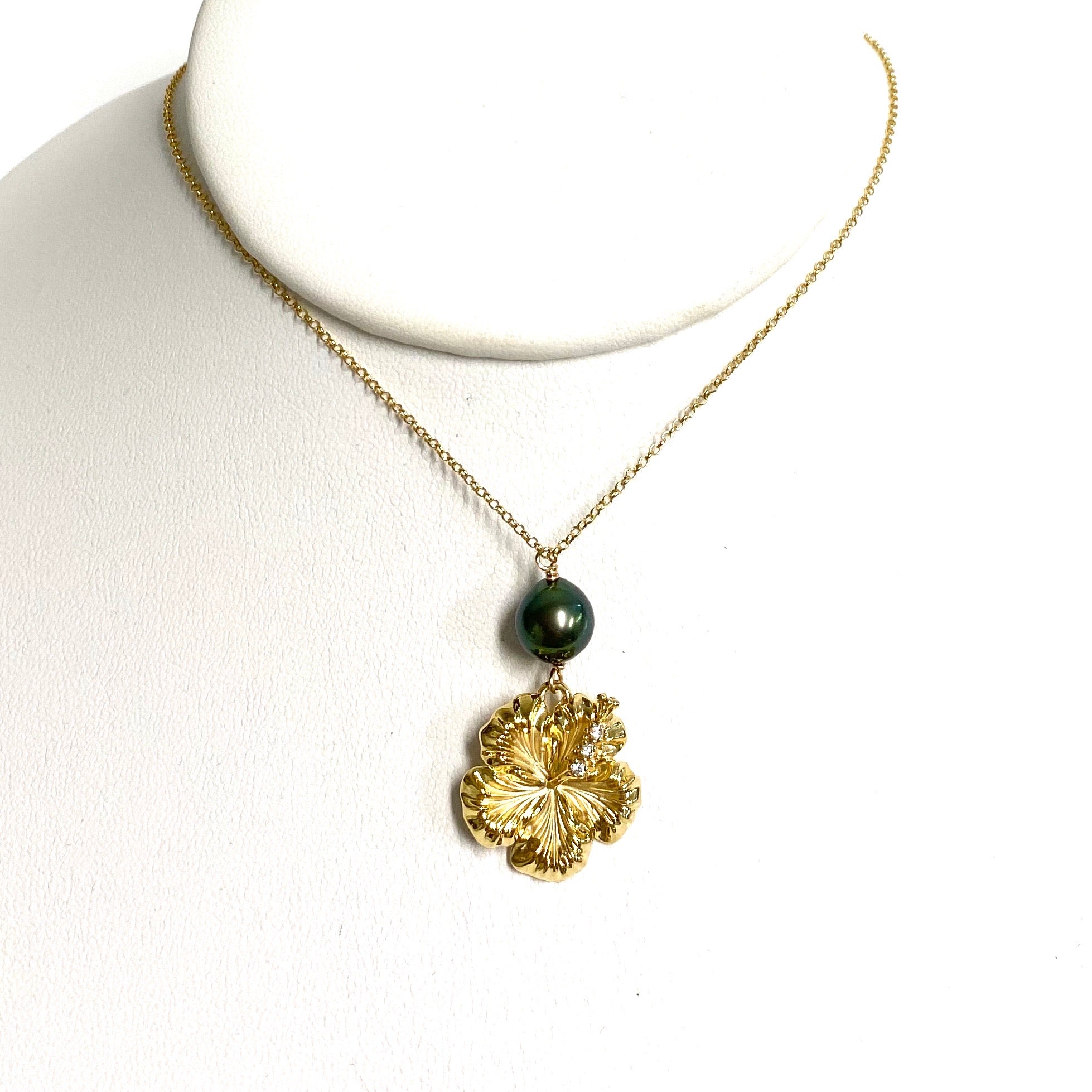 Exquisite Tahitian Pearl Hibiscus Pendant Necklace (N345) - Elegant Hawaiian Jewelry for Women, Perfect for Weddings, Parties & Special Occasions