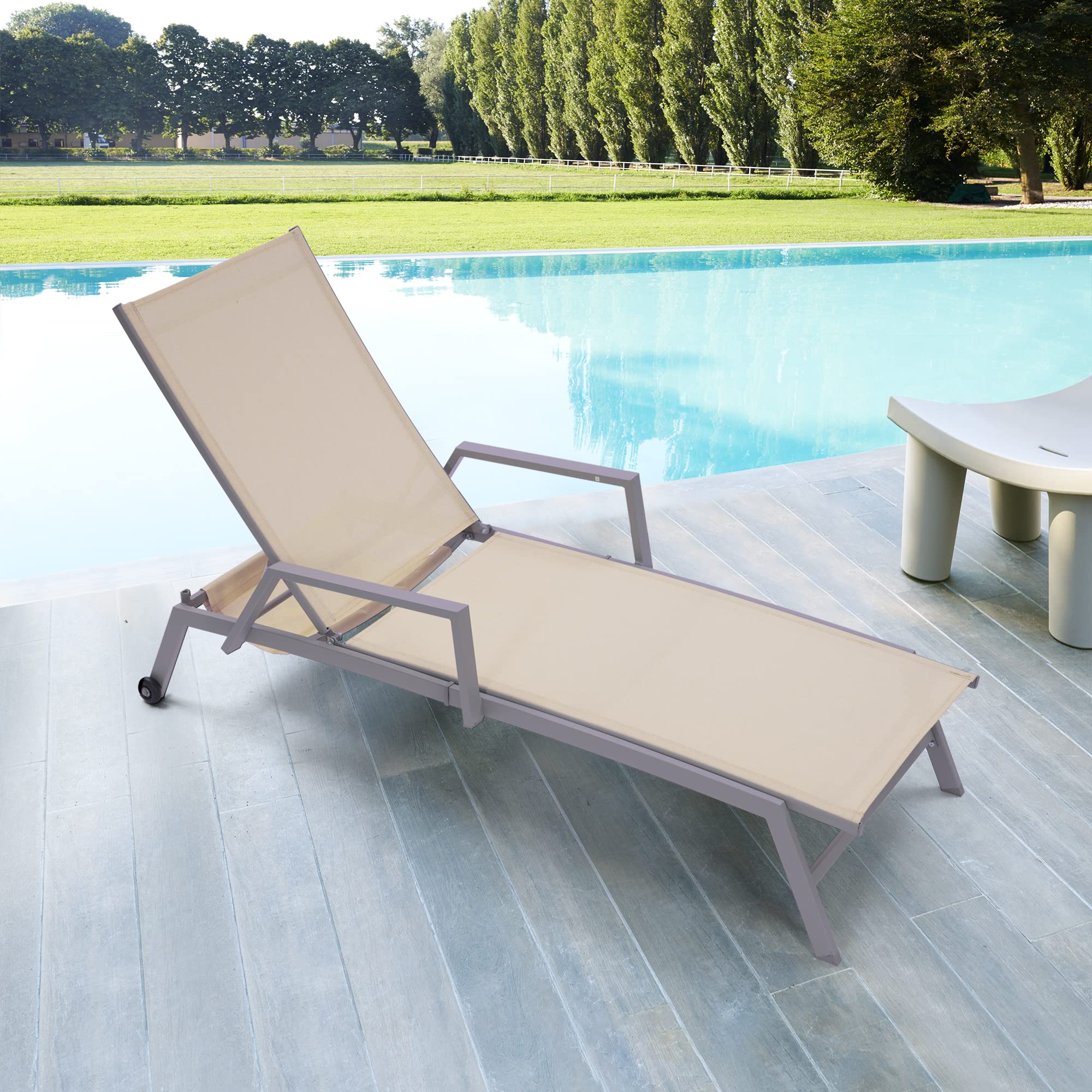 Textilene Aluminum Pool Lounge Chair with Armrests & Wheels - Patio Chaise Lounge for Backyard, Porch, Garden & Poolside - Perfect for Sunbathing, Relaxing & Outdoor Lounging
