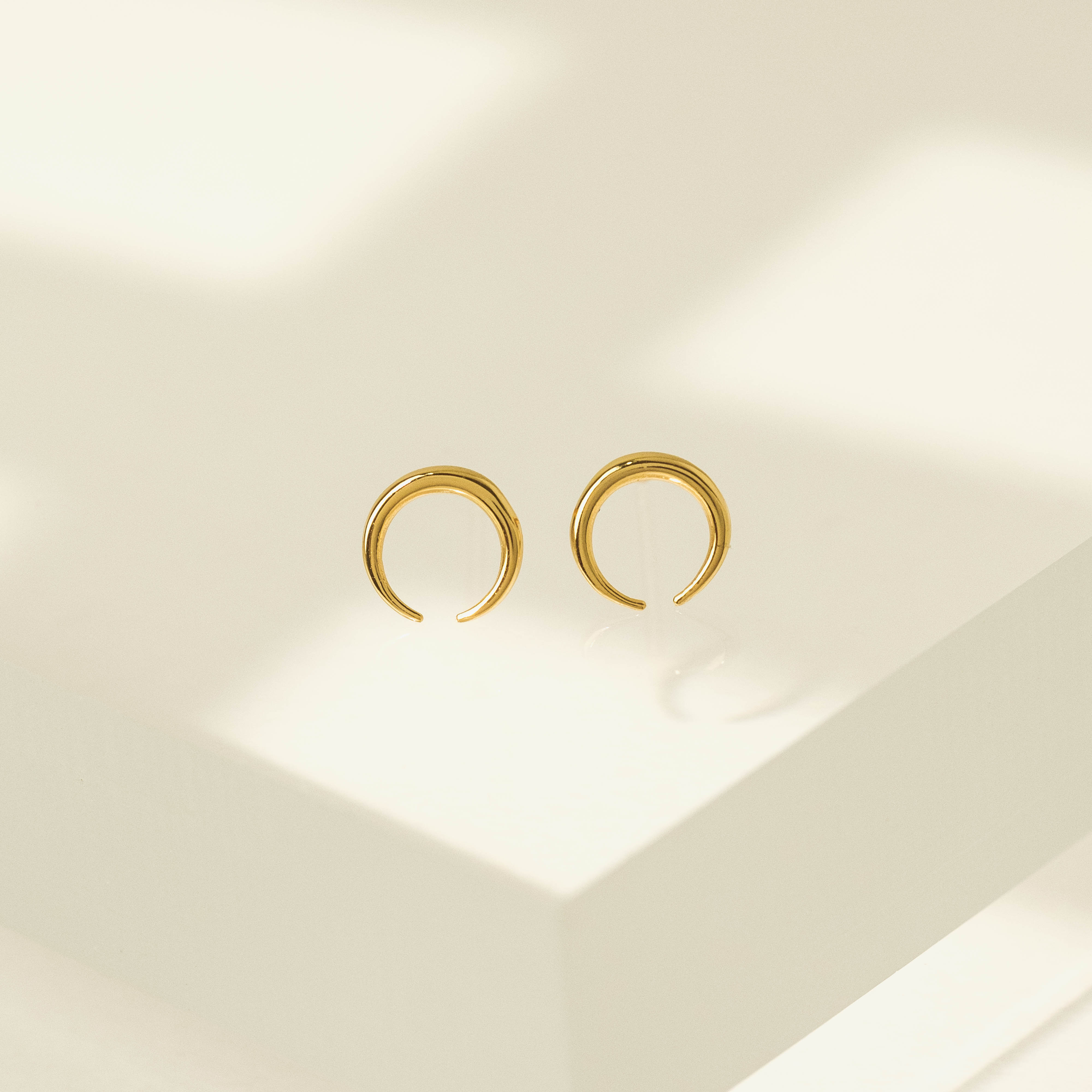 Trendy Horn Charm Stud Earrings for Women - Minimalist Boho Jewelry - Perfect for Everyday Wear & Gift Giving