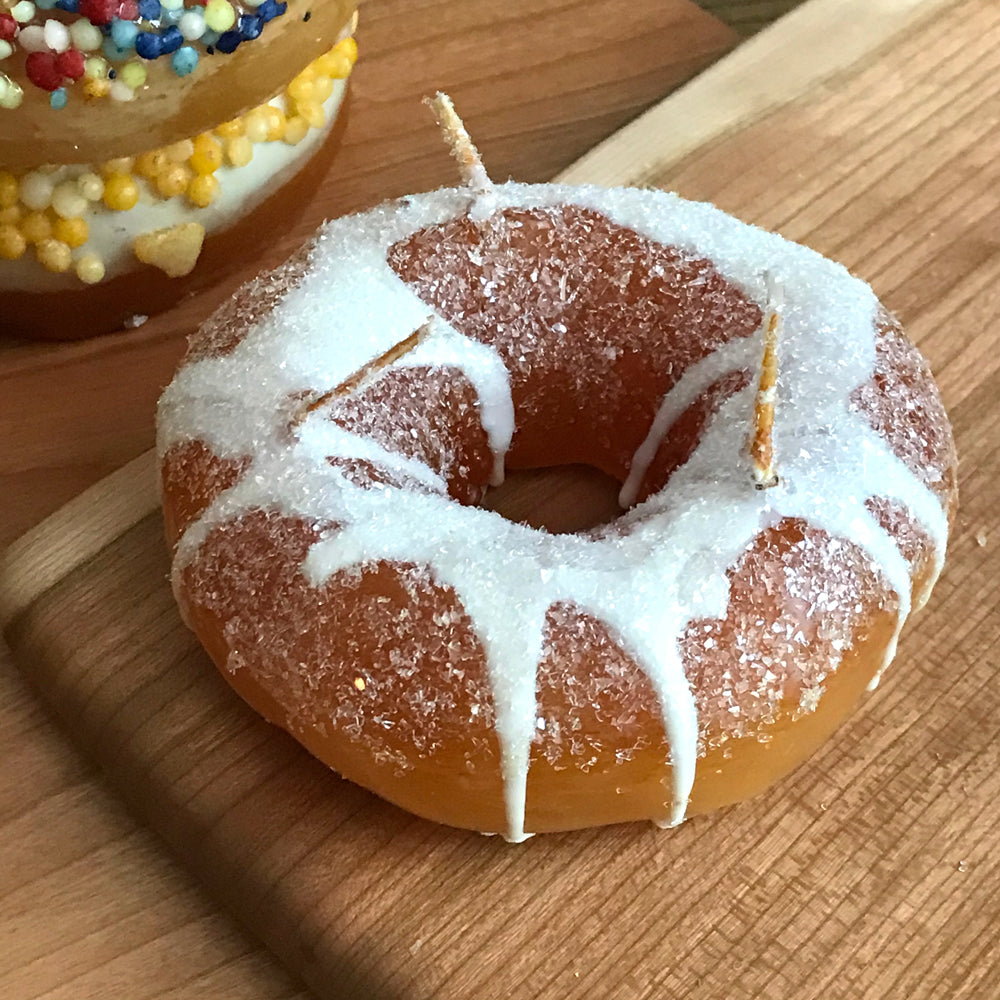 Delicious Sugar Doughnut Candle - Sweet Vanilla Scented Soy Wax Candle for Home Decor, Gift & Relaxation - Perfect for Bedroom, Bathroom and Coffee Shop Ambiance