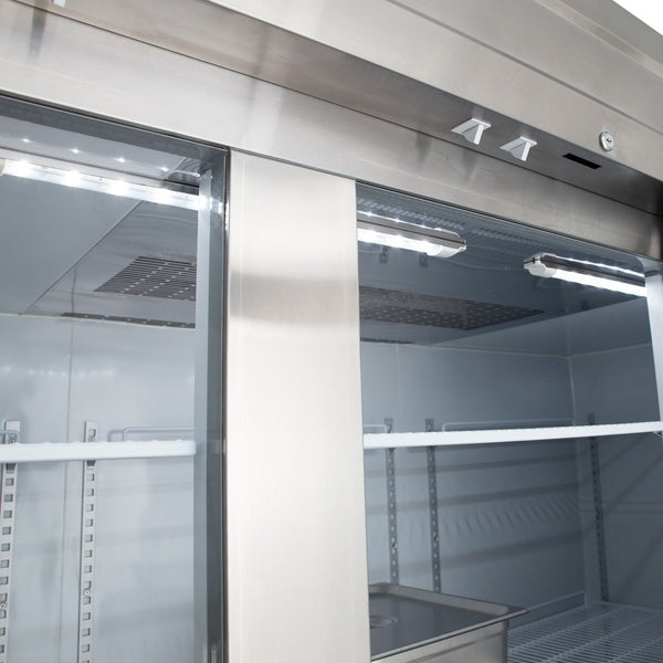 Maxx Cold MVF 72FDHC V Series 3-Door Reach-In Commercial Freezer - Bottom Mount Stainless Steel for Restaurants, Grocery Stores & Food Service Businesses