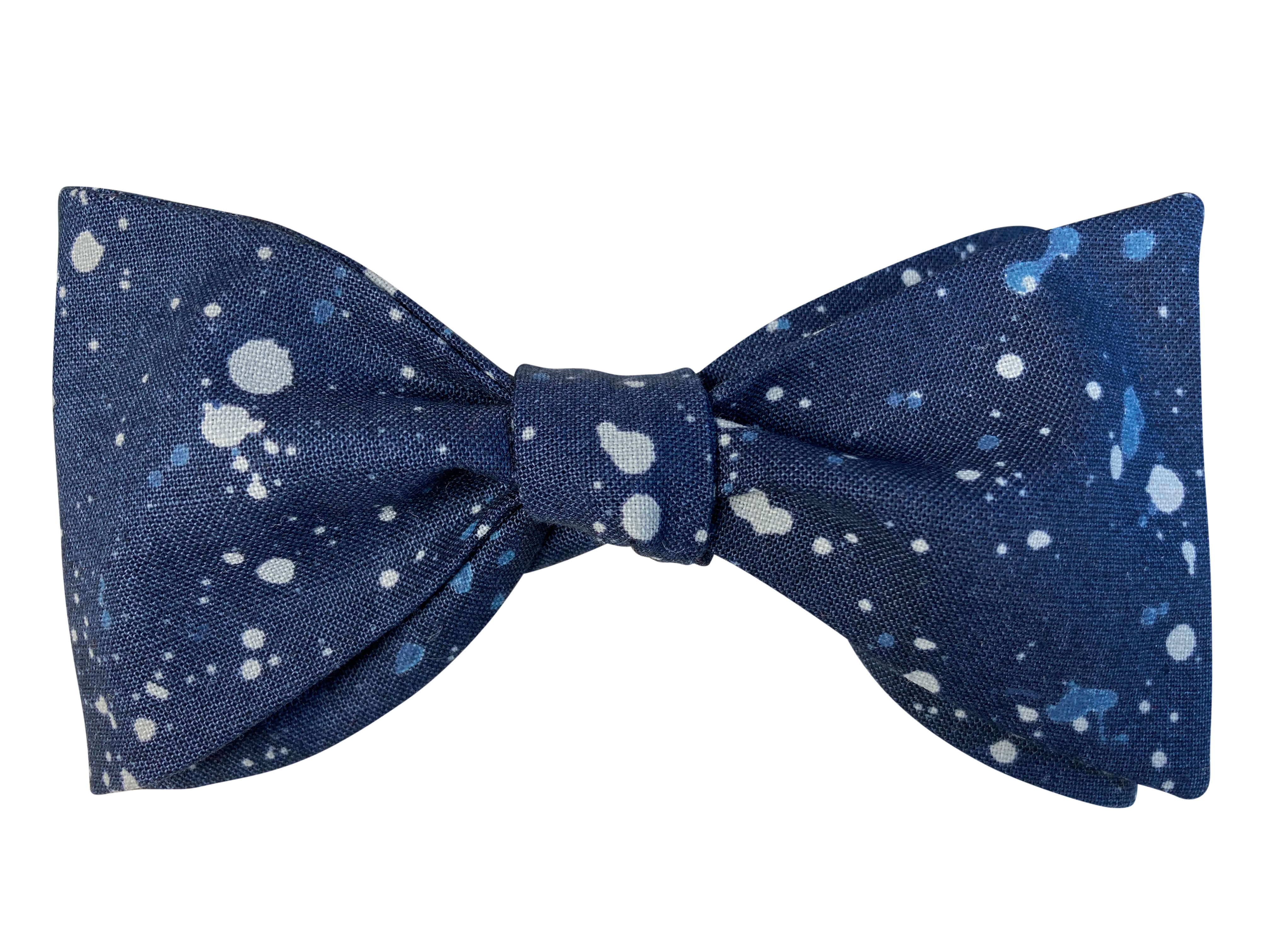Stylish Navy Blue Galaxy Print Bow Tie for Men - Perfect for Weddings, Prom, and Formal Events