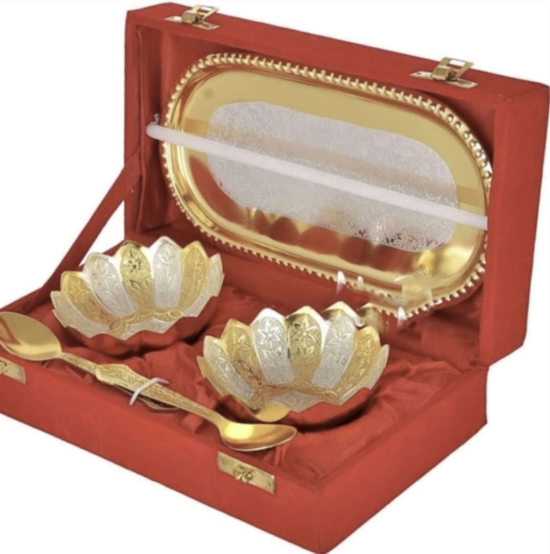 Elegant Silver-Plated Brass Gift Box Set with 8