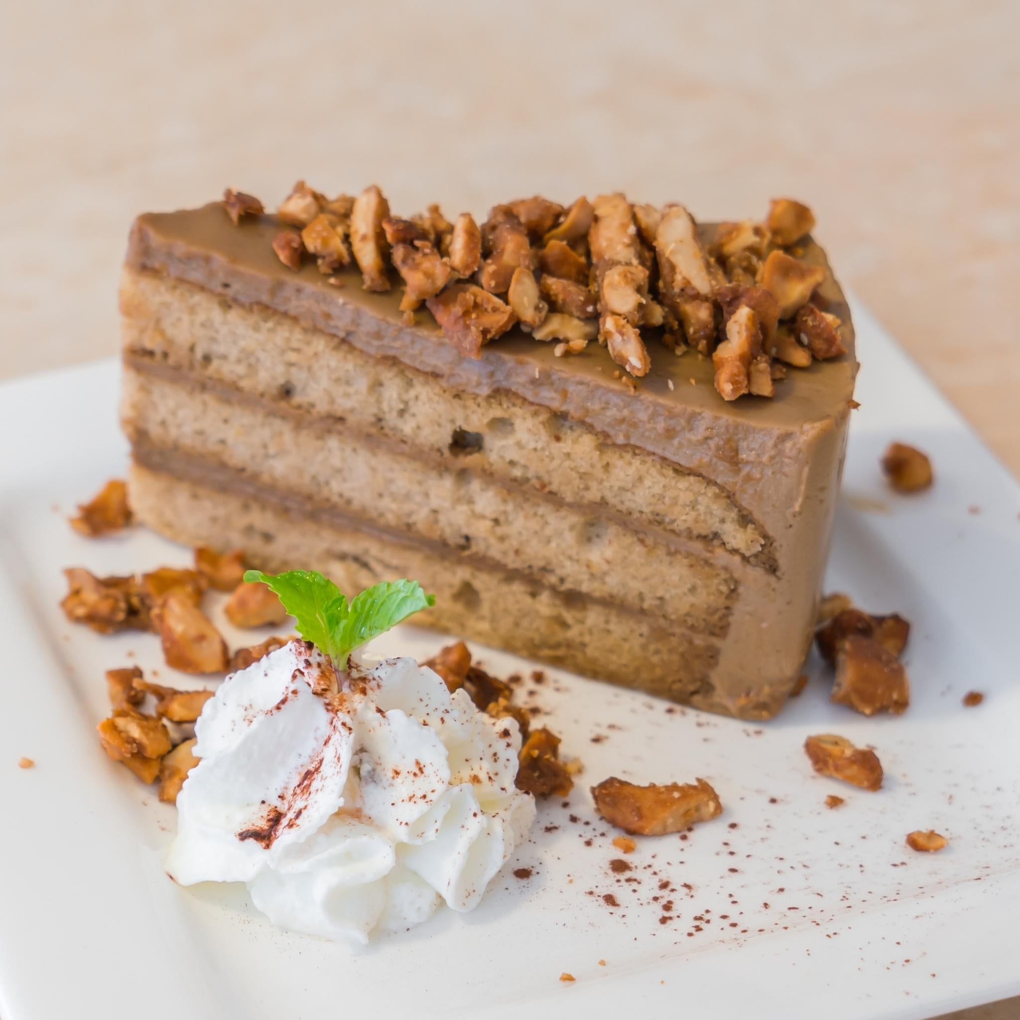 Premium Coffee Cake Fragrance Oil - Sweet & Rich Aroma for Candles, Soaps & Diffusers | Perfect for Home, Spa & Gift Giving