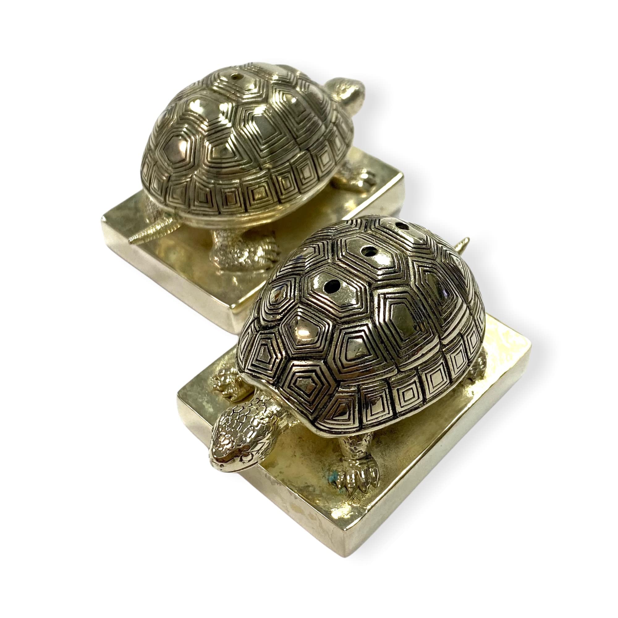 925 Silver Plated Novelty Turtle Salt and Pepper Shakers Set - Elegant Dining Table Decor for Home Kitchen & Gift Giving