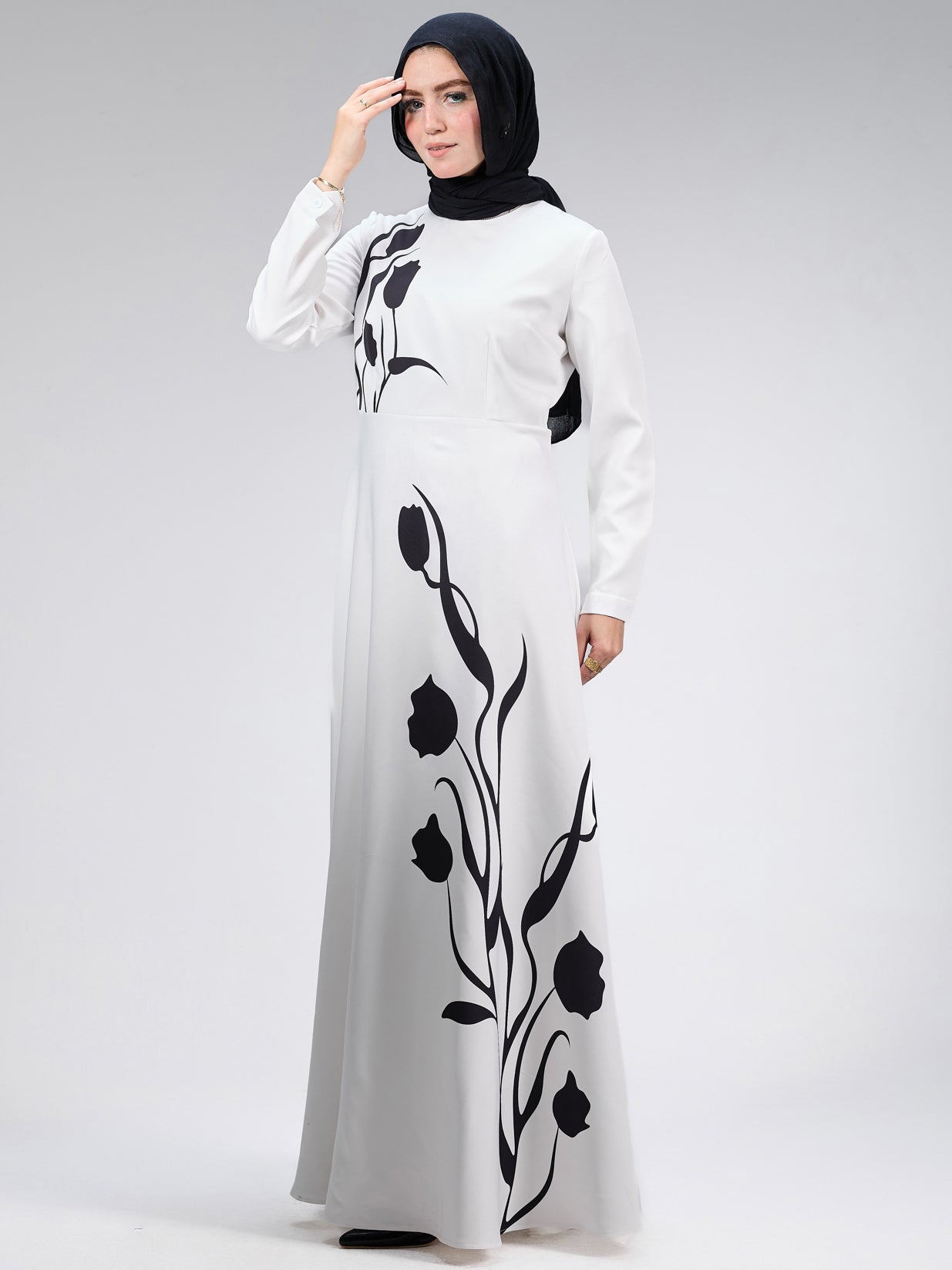 Ghalia Elegant Tulip Crepe Maxi Dress - Black Floral Print Women's Long Dress for Wedding, Party & Special Occasions