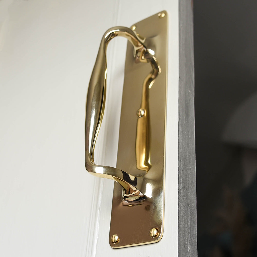 Polished Brass Penjerrick Door Pull Handle - Elegant Cabinet & Drawer Hardware for Home & Office - Perfect for Kitchens, Bathrooms & Furniture Upgrades