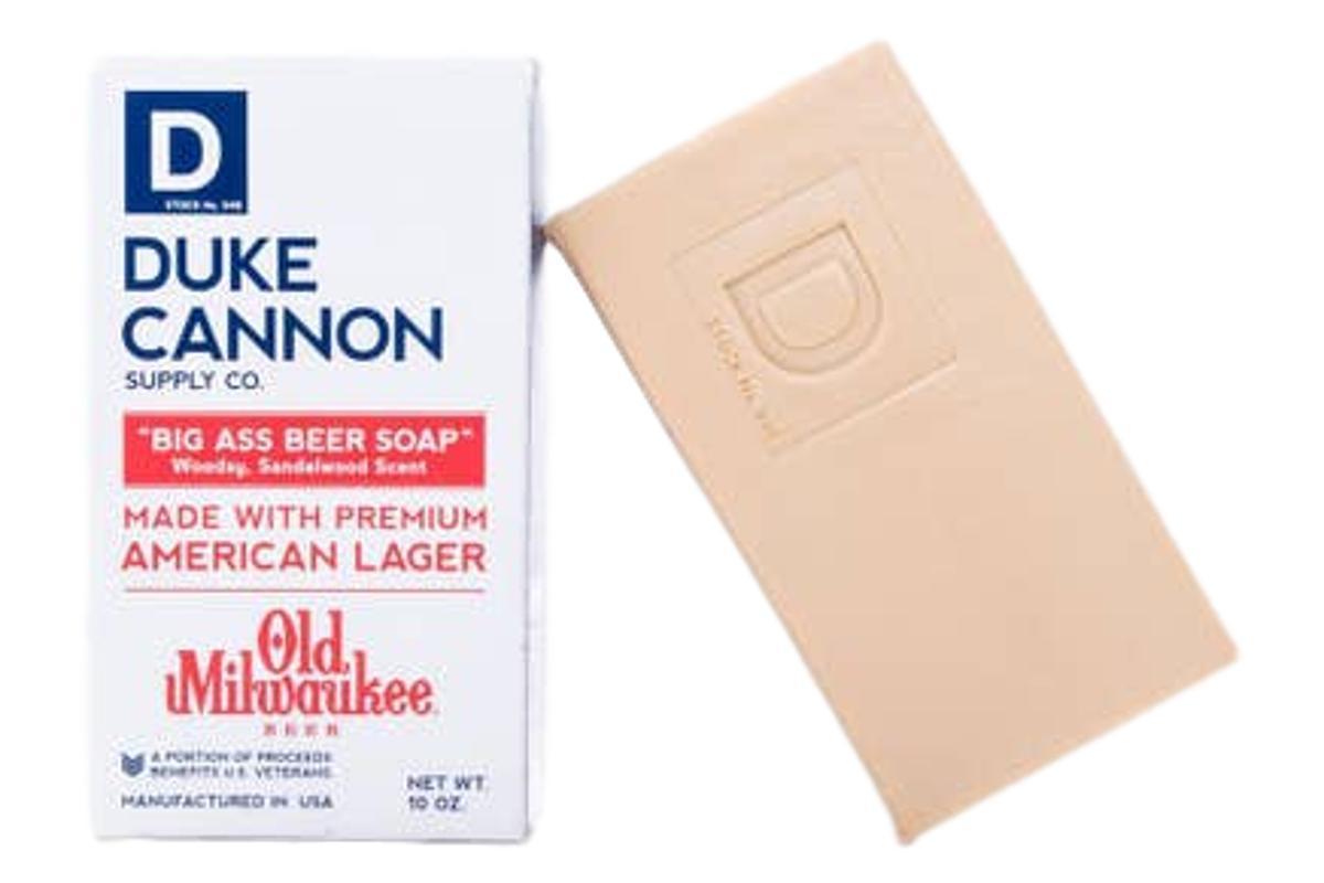 Big Ass Beer Soap - Woodsy & Sandalwood Scented Handmade Soap for Men, Natural Exfoliating Bar Soap with Hops & Beer Extract - Perfect for Shower, Bath & Grooming Gifts