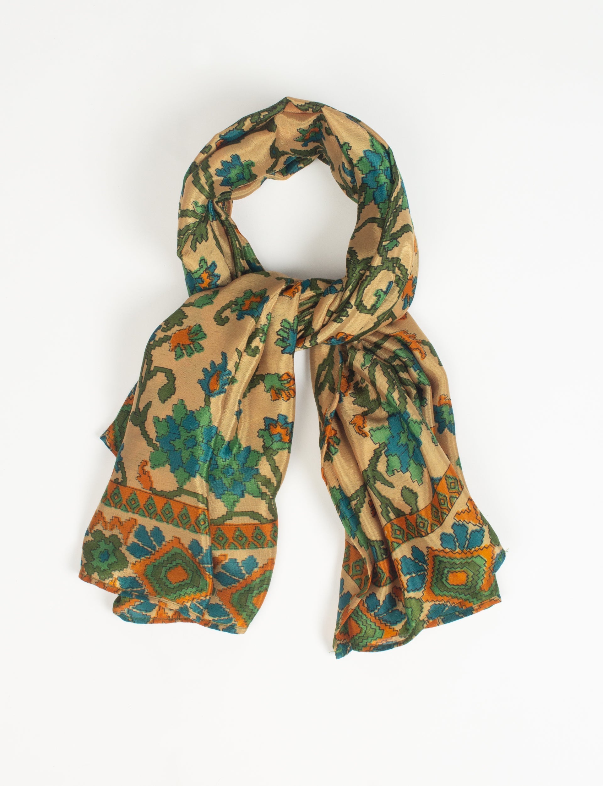 Elegant Foulard Scarf 28 - Lightweight & Stylish Fashion Accessory for Women | Perfect for Office, Party & Travel