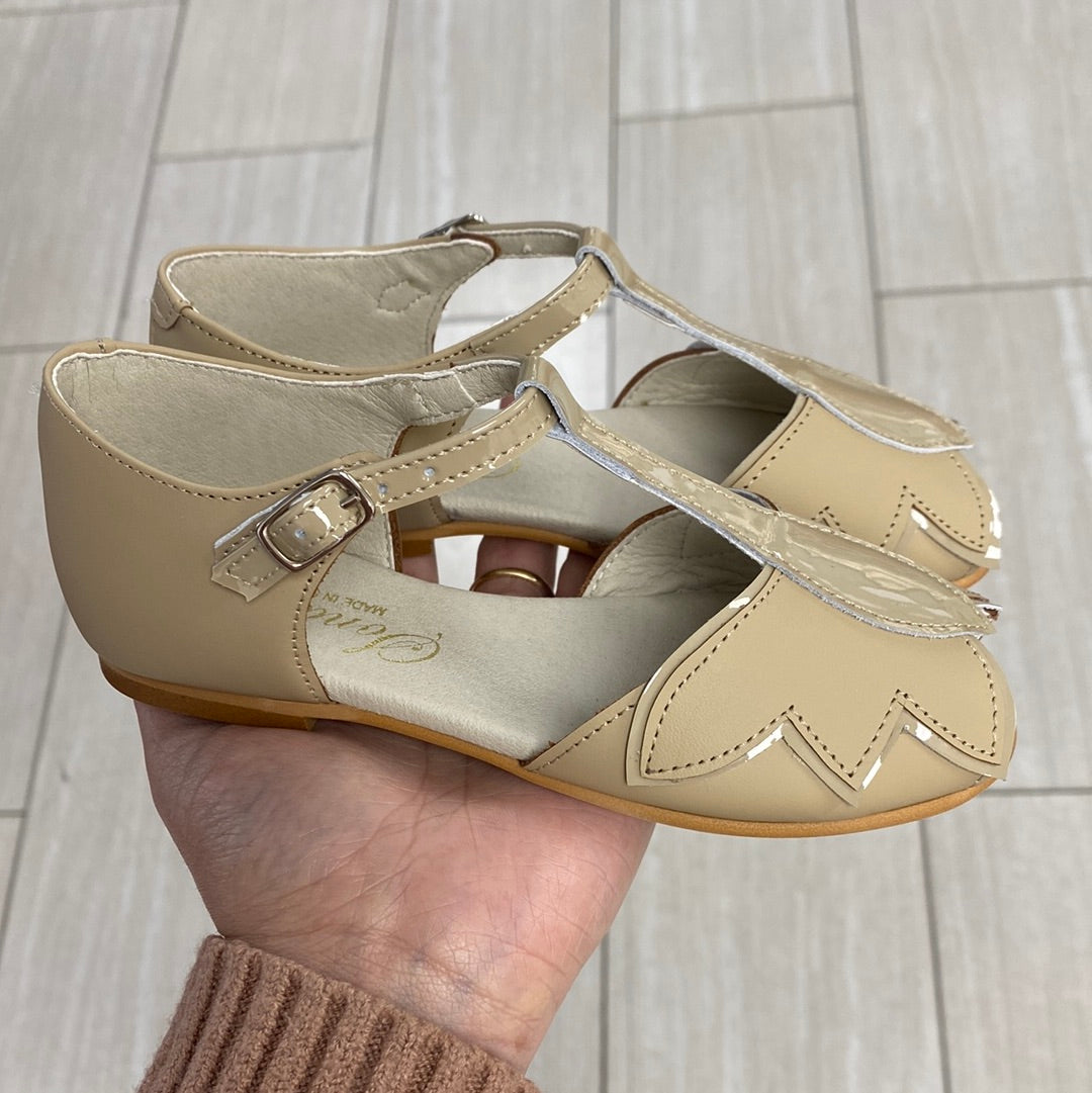 Elegant Sonatina Sand Butterfly T-Strap Sandals - Comfortable Women's Dress Shoes for Weddings, Parties & Summer Outfits