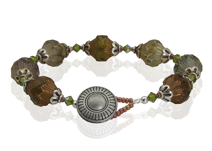 Topaz Green Beaded Button Bracelet for Women - Boho Chic Handmade Jewelry for Casual Wear & Special Occasions