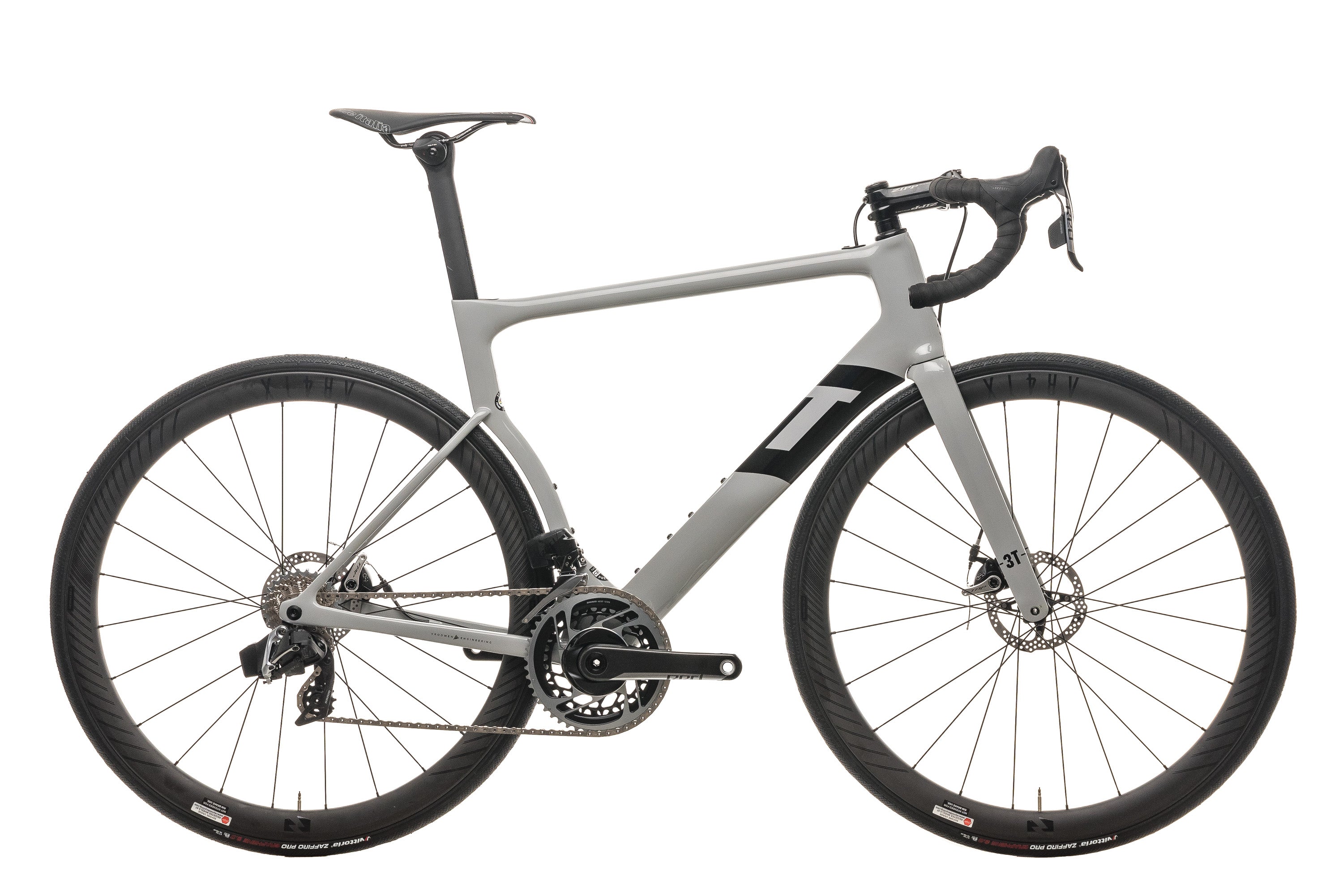 2020 3T Strada Due Team Red AXS eTap Road Bike - Large Size | High-Performance Carbon Frame, Wireless Shifting | Ideal for Racing, Endurance & Long-Distance Cycling