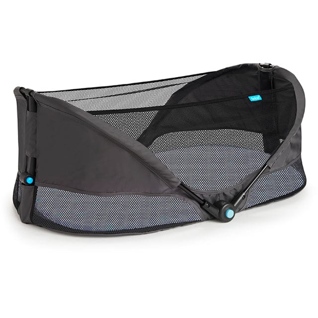 Munchkin Travel Bassinet - Portable Baby Crib for Newborns & Infants | Lightweight & Compact for Airplane, Car, and Outdoor Use