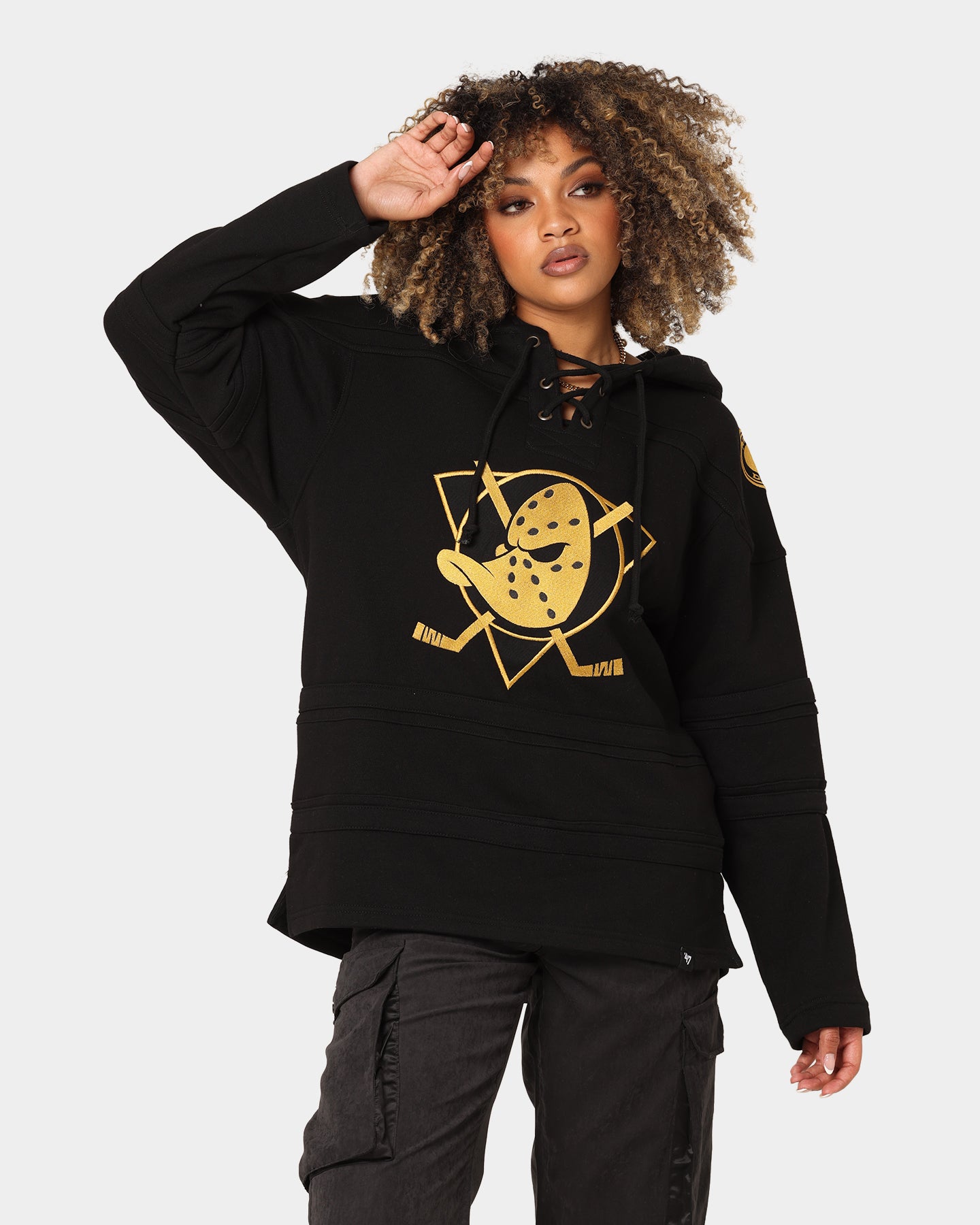 47 Brand Anaheim Ducks Superior Lacer Hoodie - Black & Gold NHL Hockey Pullover Sweatshirt for Men & Women | Game Day, Casual Wear & Outdoor Activities