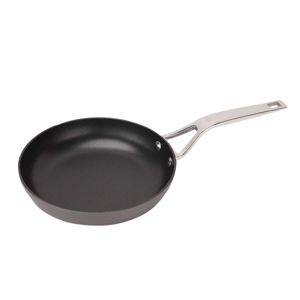 Swiss Diamond 8 Inch Nonstick Frying Pan - Hard Anodized Aluminum Skillet with Even Heat Distribution, Oven & Dishwasher Safe - Perfect for Sautéing, Frying & Baking (20 cm)