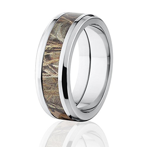 Realtree Max 4 Camouflage Titanium Rings for Men - Durable Camo Wedding Band, Hunting & Outdoor Gear - Perfect for Camping, Hiking and Nature Lovers