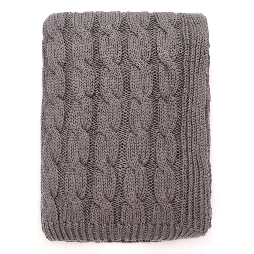 Cozy Grey Large Cable Knit Throw Blanket - Soft Chunky Knit Bedspread for Couch, Sofa & Bed - Perfect for Winter Nights, Home Decor and Gift Giving