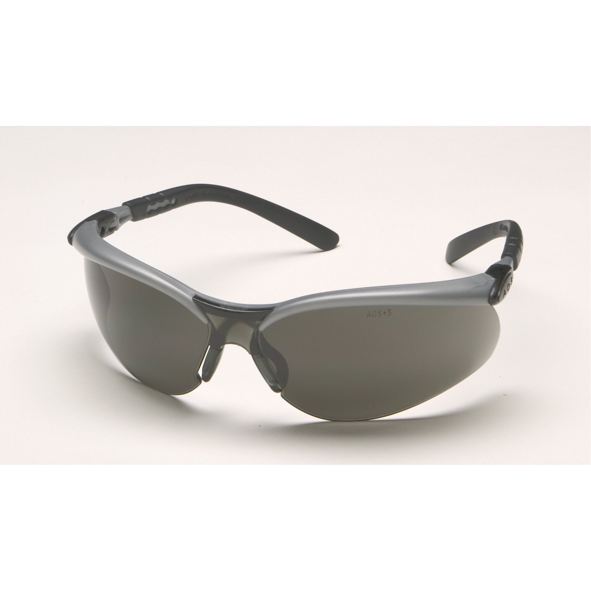 3M BX Protective Eyewear 11381 00000 20 - Grey Anti-Fog Safety Glasses with Silver/Black Frame - Ideal for Construction, Lab Work & Industrial Safety Use