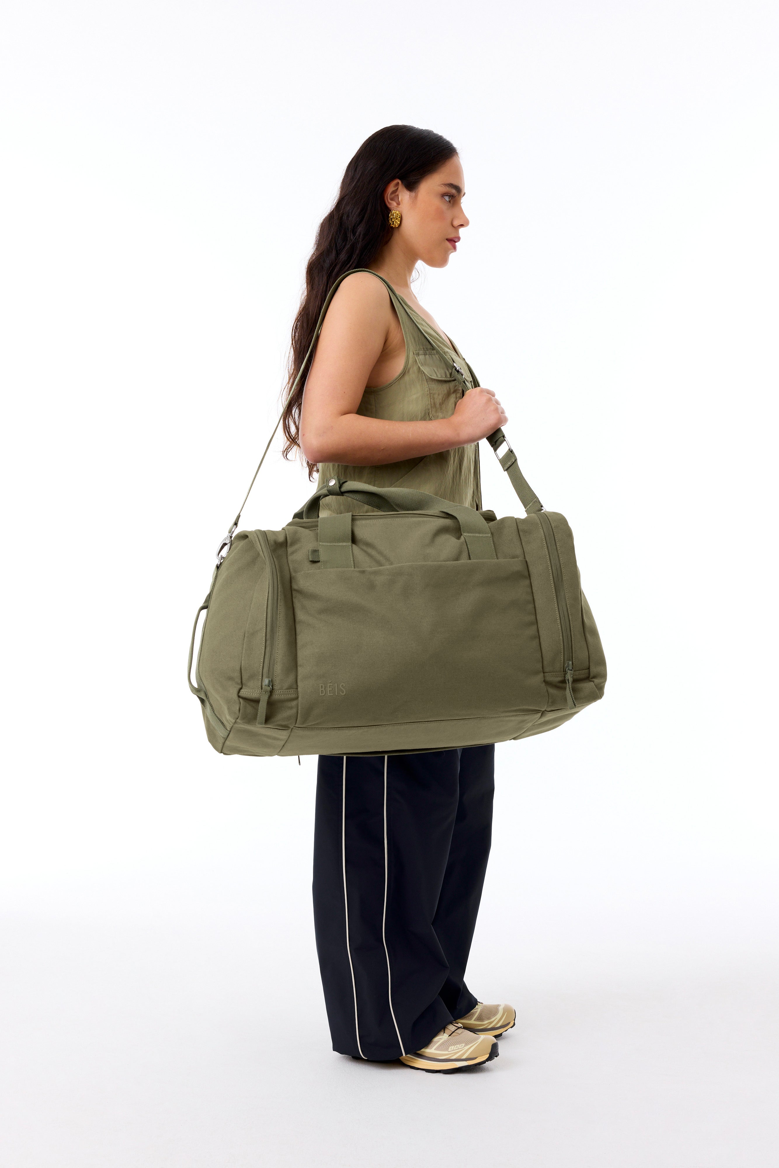 Best Olive Utility Duffle Bag - Waterproof Travel Duffel for Gym, Camping & Weekend Getaways | Durable & Spacious Carry-On Luggage