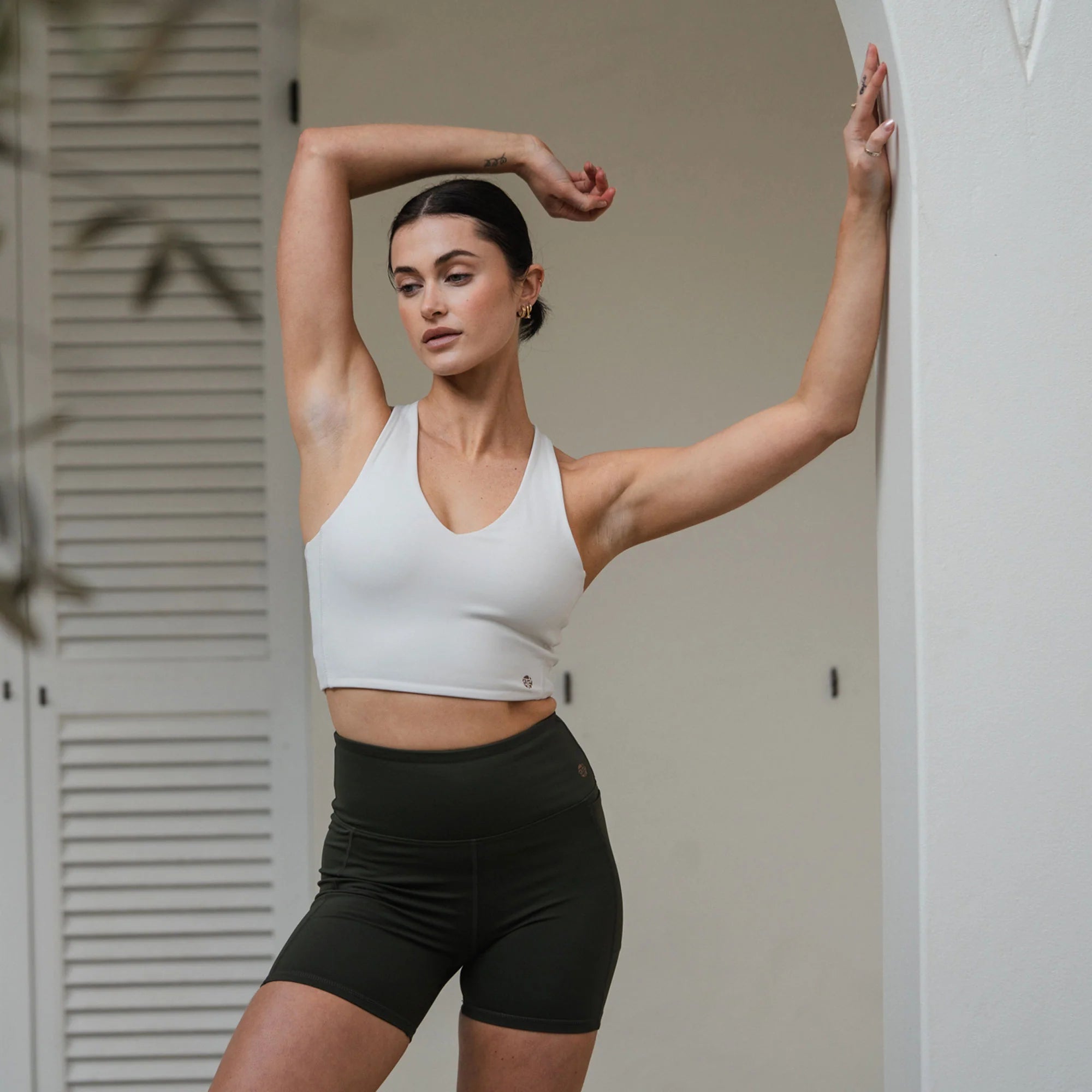 BAHE Women's High Rise Shorts - 5 Inch Inseam, Khaki Color for Casual Wear & Summer Outfits