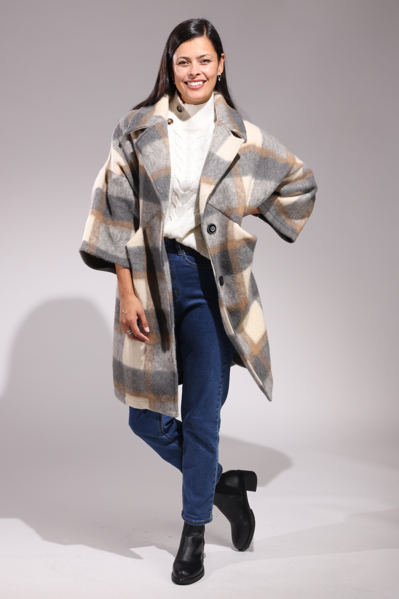 Italian Made 3/4 Sleeve Checkered Coat for Women - Grey/Beige Plaid Tweed Jacket | Office Wear, Fall Fashion & Casual Outfit