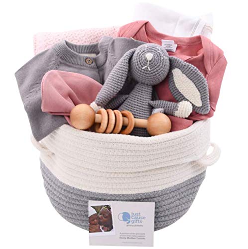Premium Organic Baby Gift Basket Set - Newborn Essentials for Baby Showers, Birthdays & Welcome Gifts - Soft Organic Cotton Blanket, Natural Toys & Baby Care Items