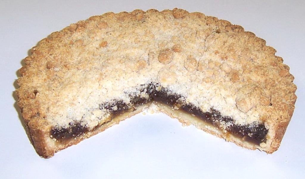Scott's Passion Fruit Marmalade 8-Inch Tart with Crumb Topping - Delicious Dessert for Parties, Afternoon Tea & Holiday Celebrations
