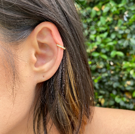 18K Gold Filled Cubic Zirconia Ear Cuff - Delicate Six Clear CZ Earrings for Women | Elegant Cartilage Hoop for Daily Wear & Special Occasions