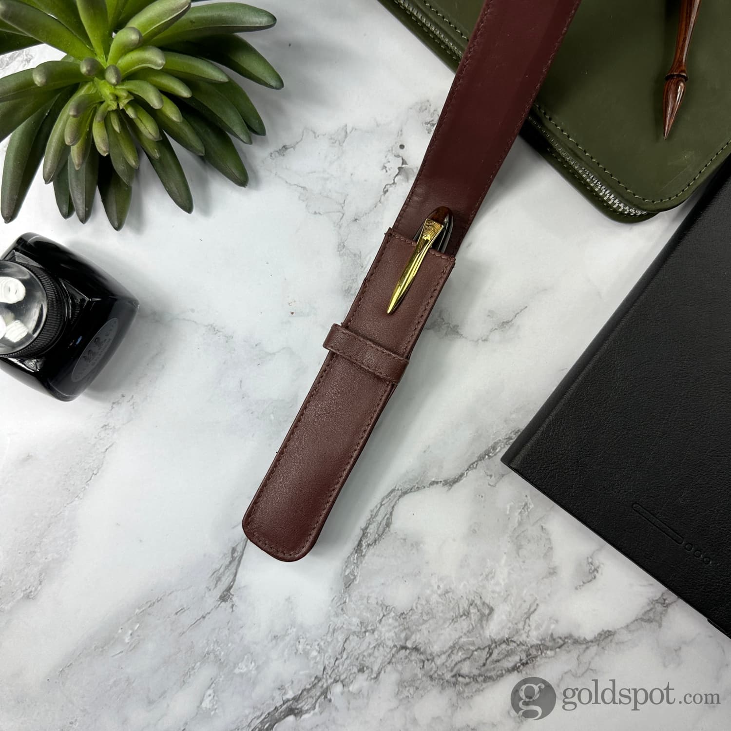 Premium Girologio Single Pen Case in Antique Brown - Elegant Leather Pen Holder for Fountain Pens, Ballpoints & Rollerballs - Perfect Gift for Writers, Professionals & Pen Collectors