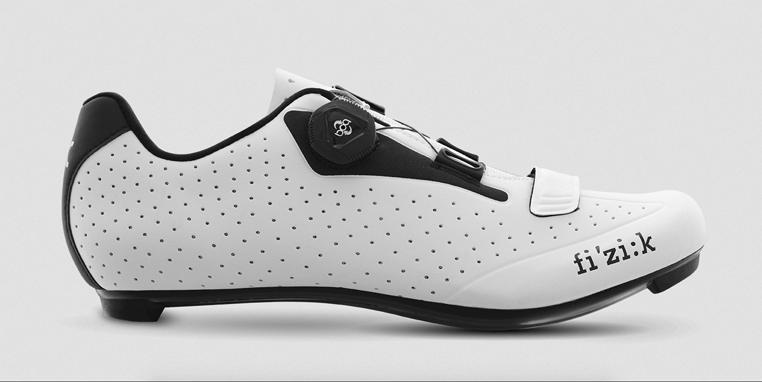 Fizik Men's R5B Uomo BOA Road Cycling Shoes - White/Black | Lightweight & Breathable Performance Bike Shoes for Road Racing & Training | Perfect for Competitive Cyclists & Endurance Riders