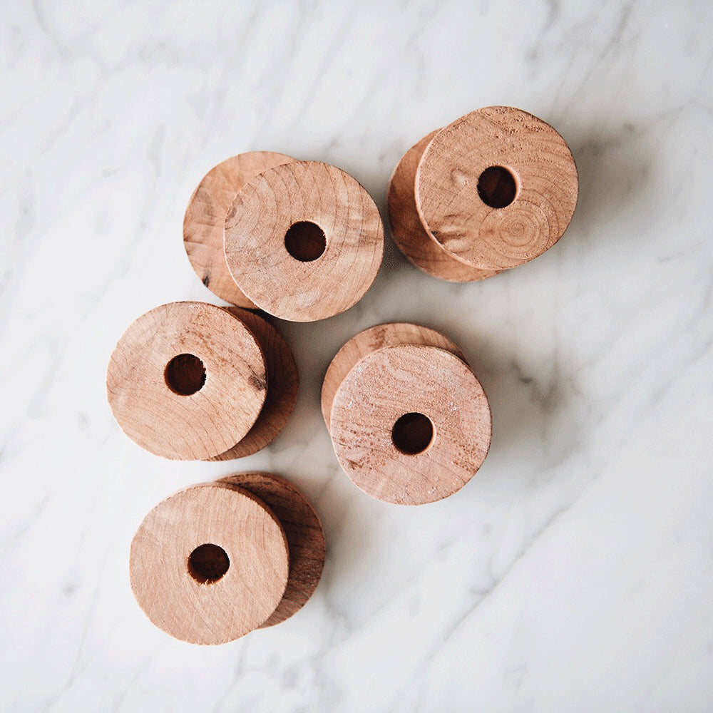 Premium Red Cedar Wood Utility Discs - Natural, Durable & Versatile for DIY Crafts, Woodworking & Home Decor Projects