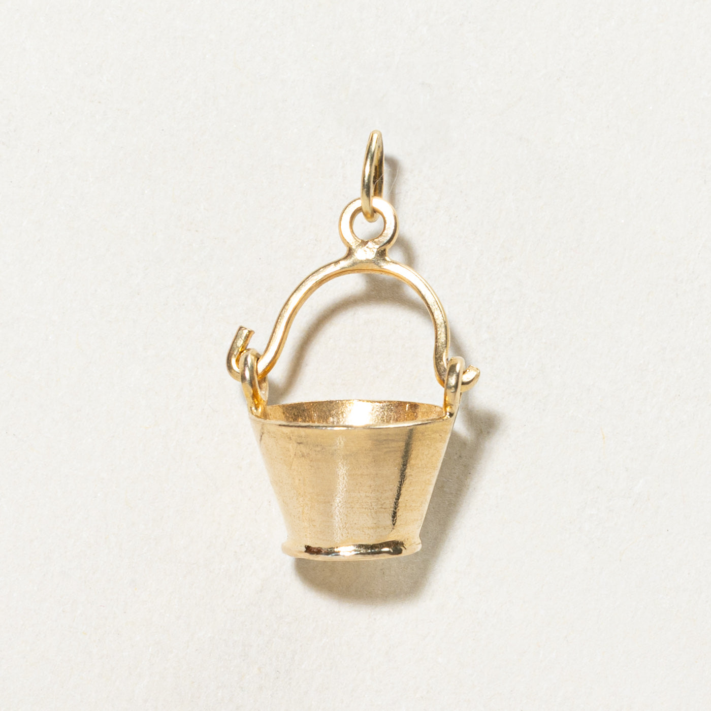18K Yellow Gold Bucket Charm Pendant Necklace - Elegant Minimalist Jewelry for Women - Perfect Gift for Birthday, Anniversary & Special Occasions