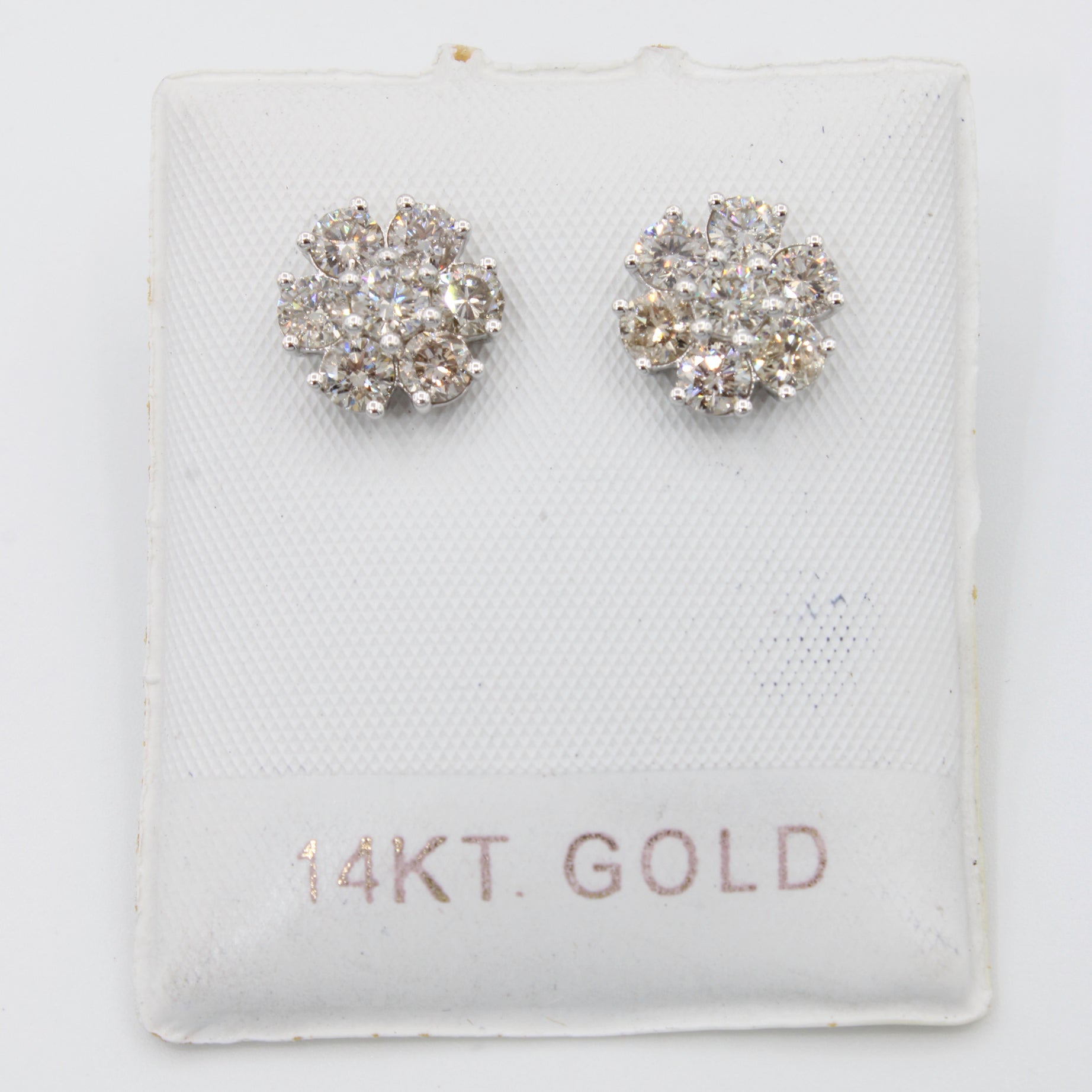 14K Gold 10MM Floral Diamond Stud Earrings for Women - Elegant Flower Design Jewelry Gift for Wedding, Anniversary & Special Occasions