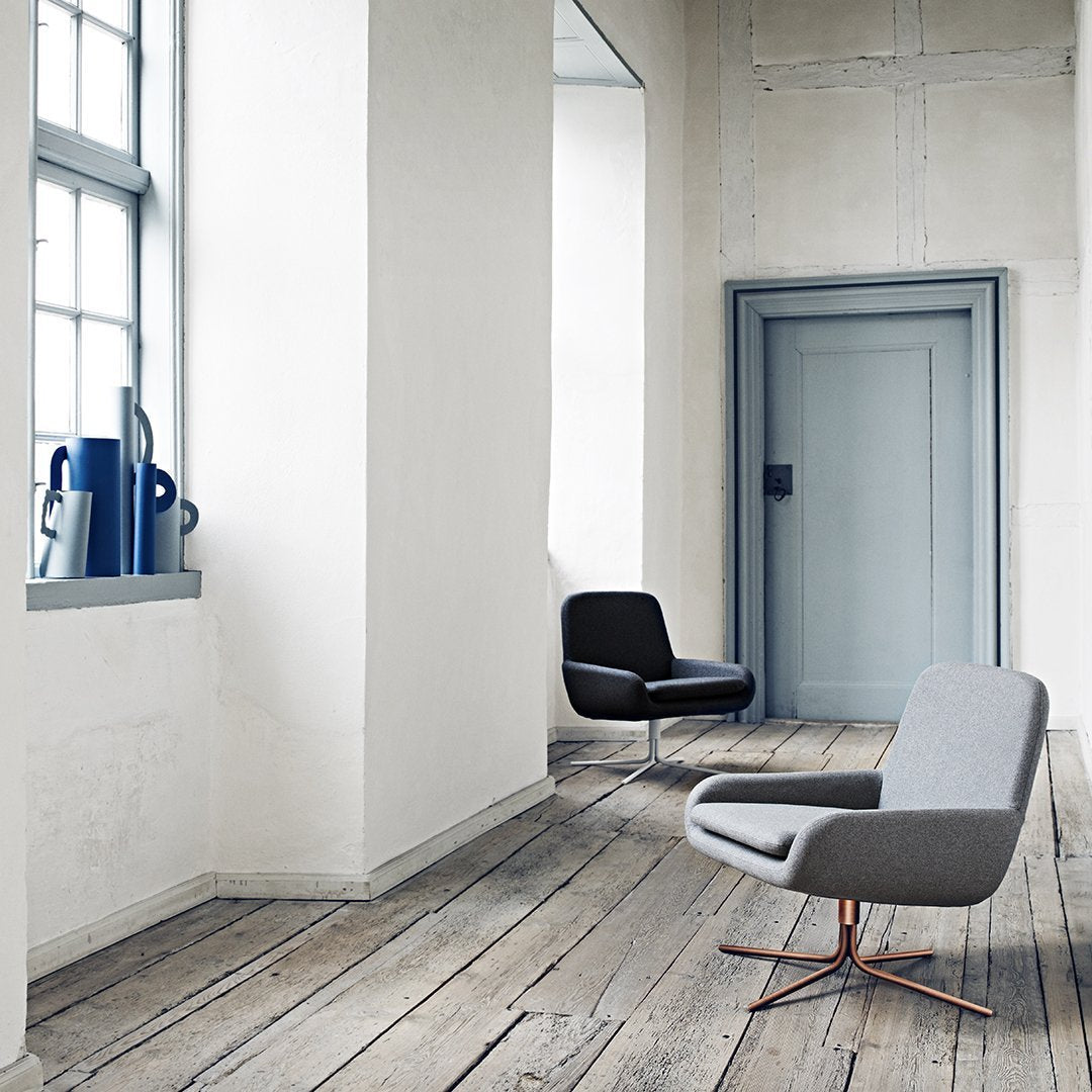 Modern Coco Swivel Chair - 360° Rotating Accent Chair with Upholstered Seat & Sturdy Metal Base - Perfect for Living Room, Bedroom, or Office Decor