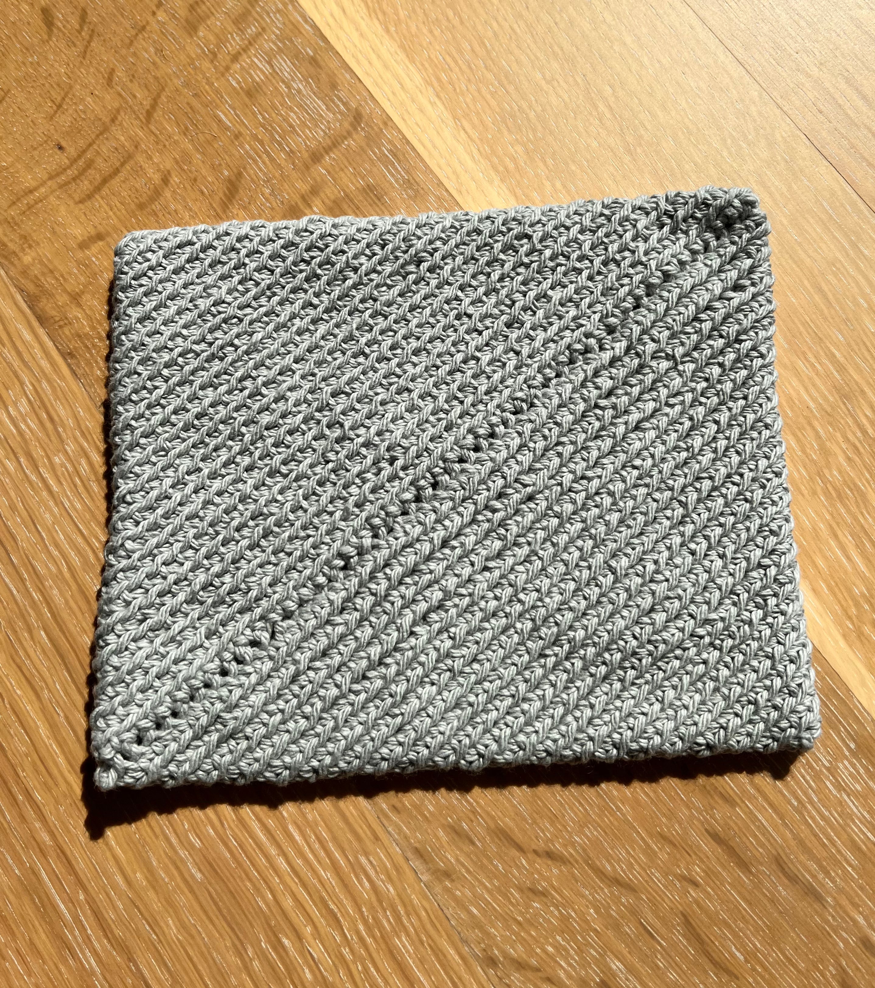 Premium Non-Slip Silicone Hot Pads - Heat Resistant Gray Kitchen Trivets for Pots, Pans & Baking - Perfect for Cooking, Serving & Protecting Countertops