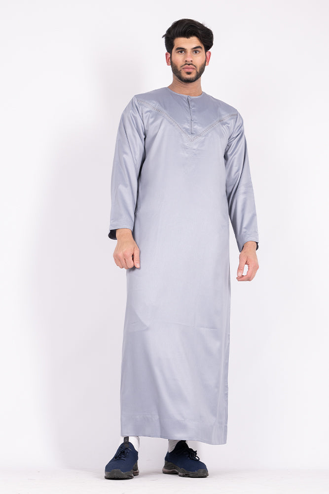 Elegant Pastel Grey Omani Thobe for Men - Traditional Arabic Robe for Eid, Weddings & Special Occasions